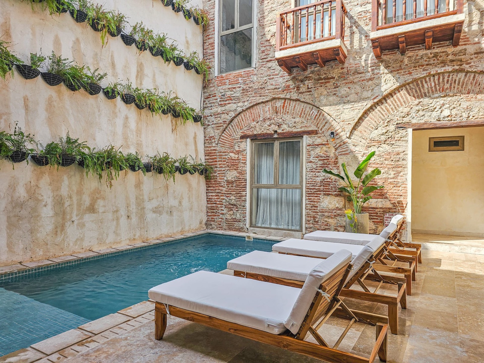 Luxury 11 Bedroom Old City Villa