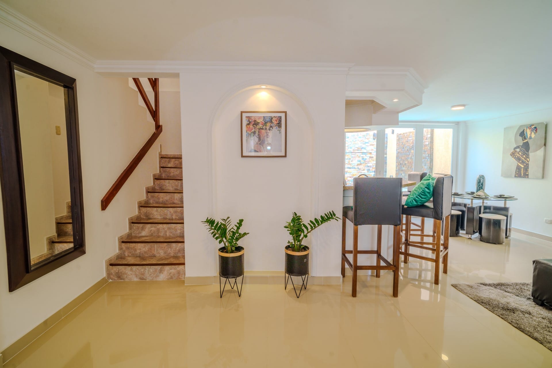 Private 4BR Oasis w/ Pool & Sauna Near Walled City Full Photo 6