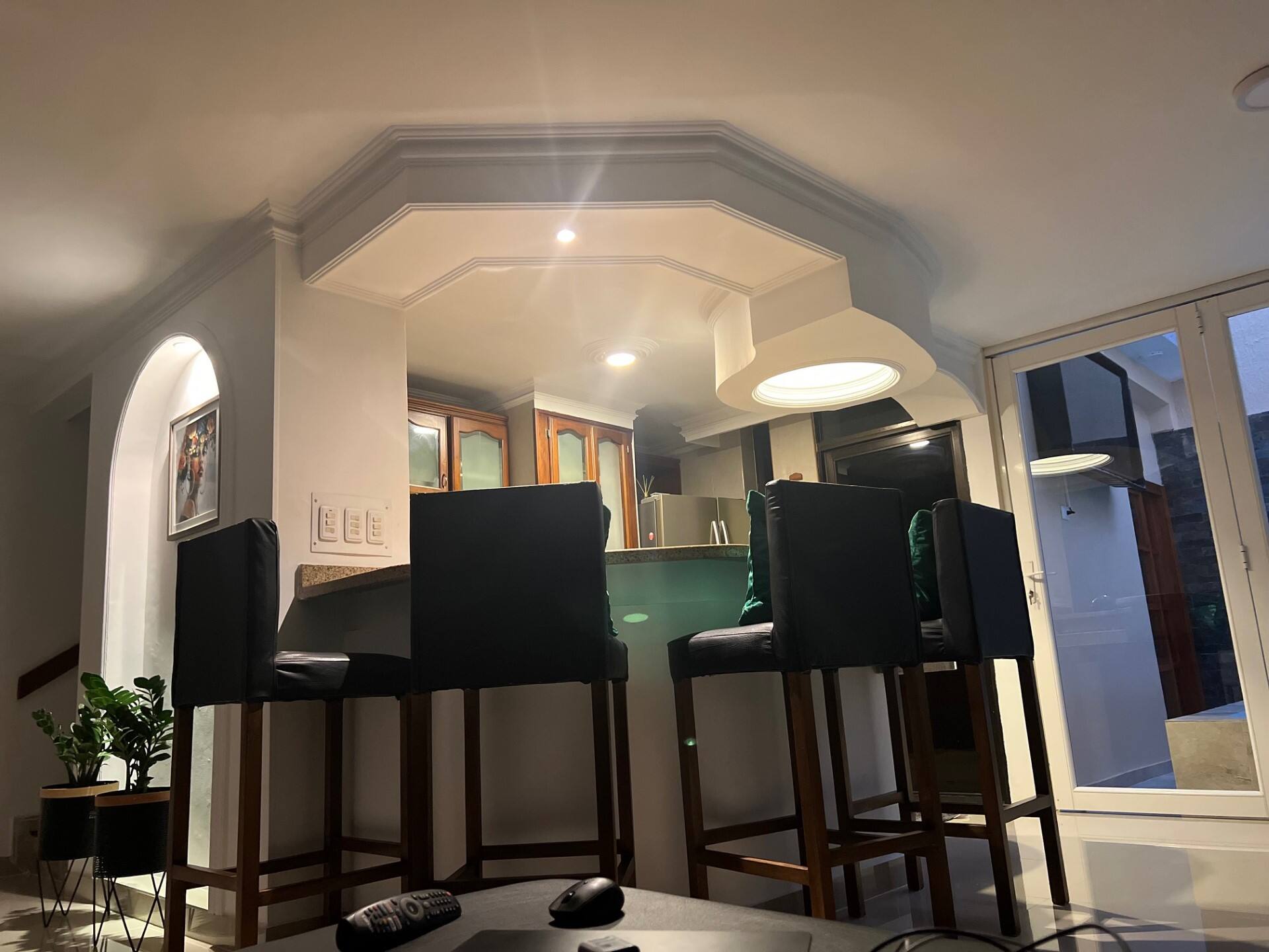 Private 4BR Oasis w/ Pool & Sauna Near Walled City Full Photo 7