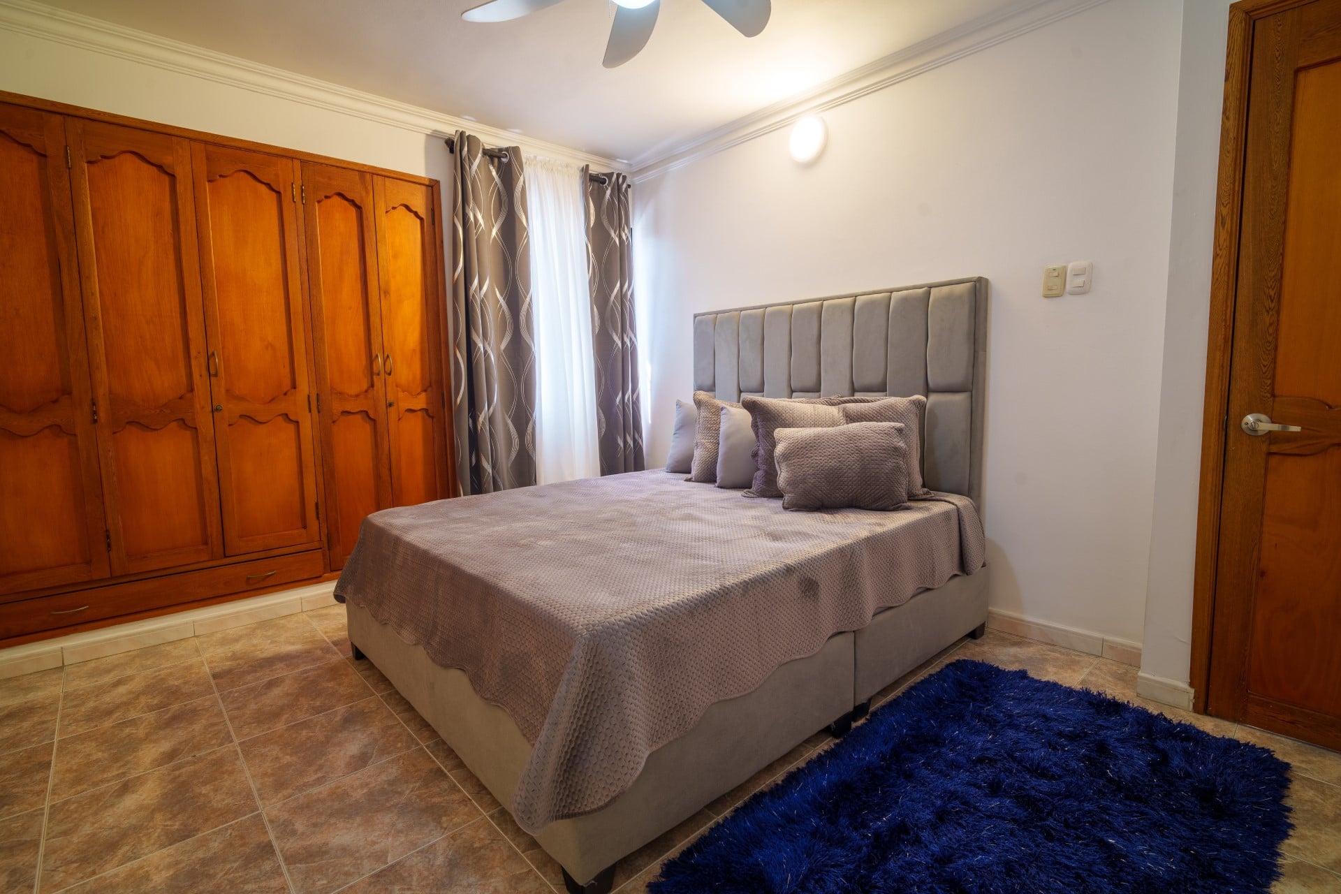 Private 4BR Oasis w/ Pool & Sauna Near Walled City Full Photo 35