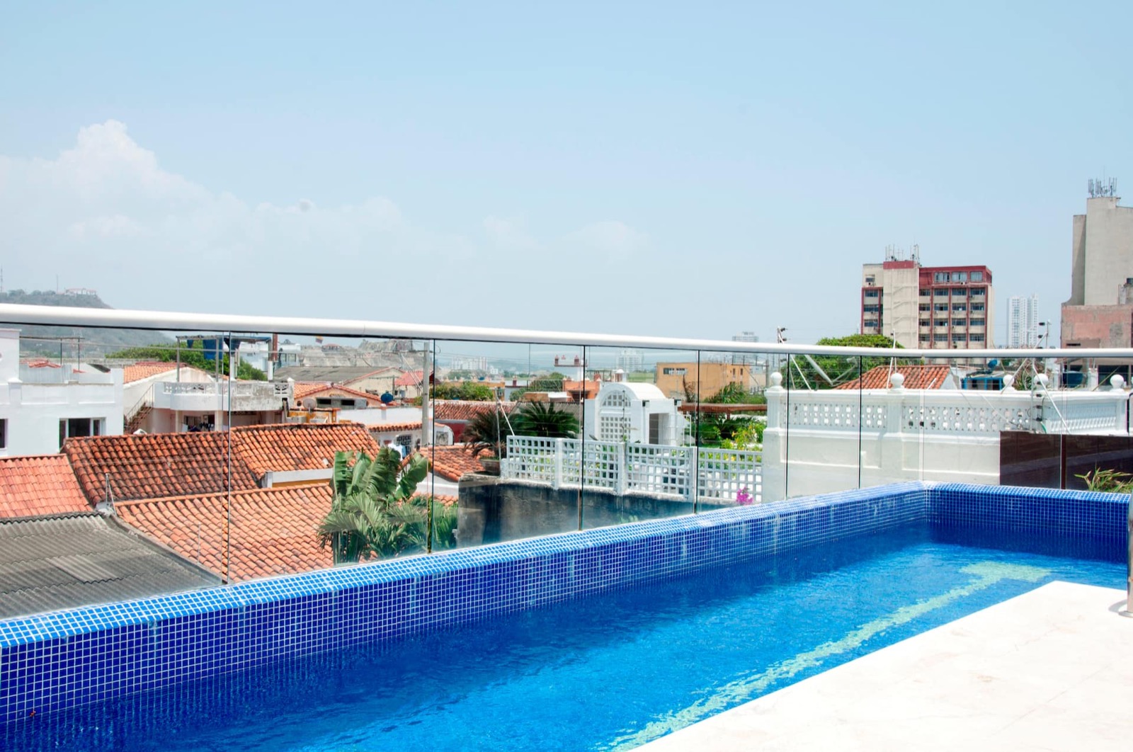 Modern 3-Bedroom Old City Apartment Full Photo 25