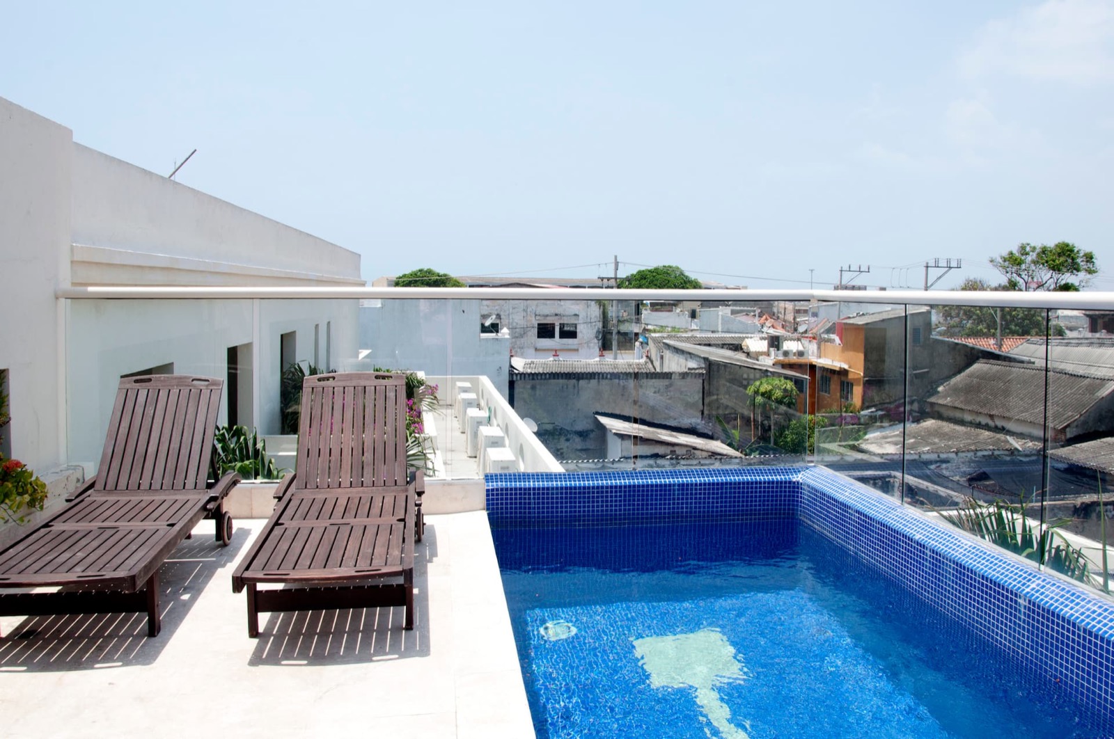 Modern 3-Bedroom Old City Apartment Full Photo 26