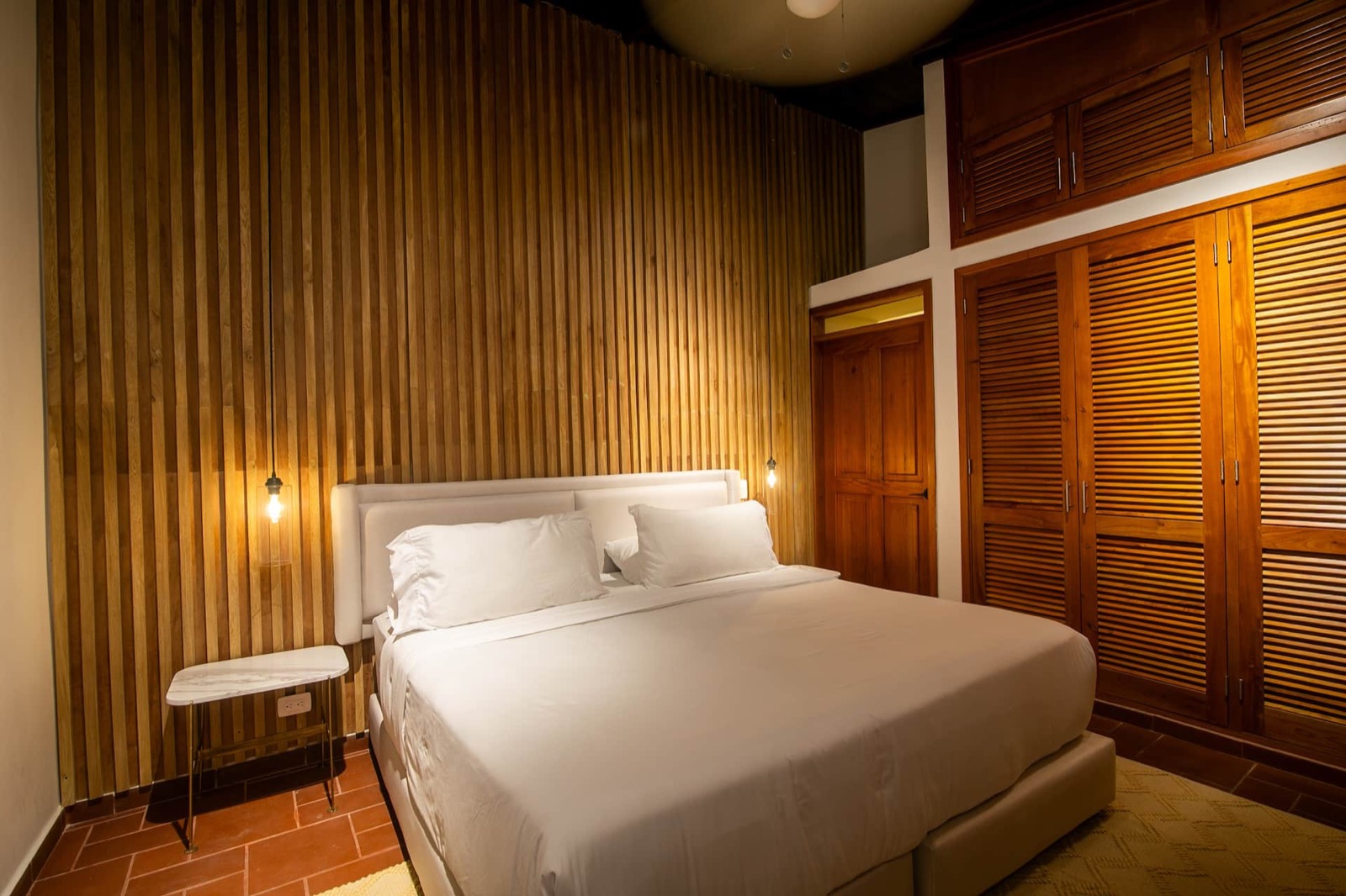Luxury 5 Bdrm Villa Walled City Full Photo 13