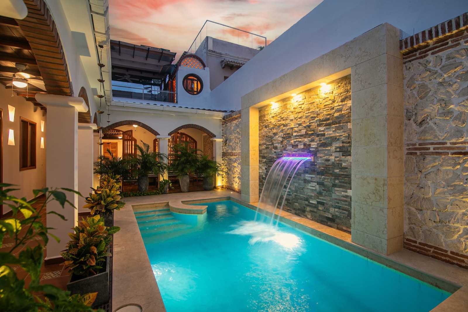 Luxury 5 Bdrm Villa Walled City Full Photo 22