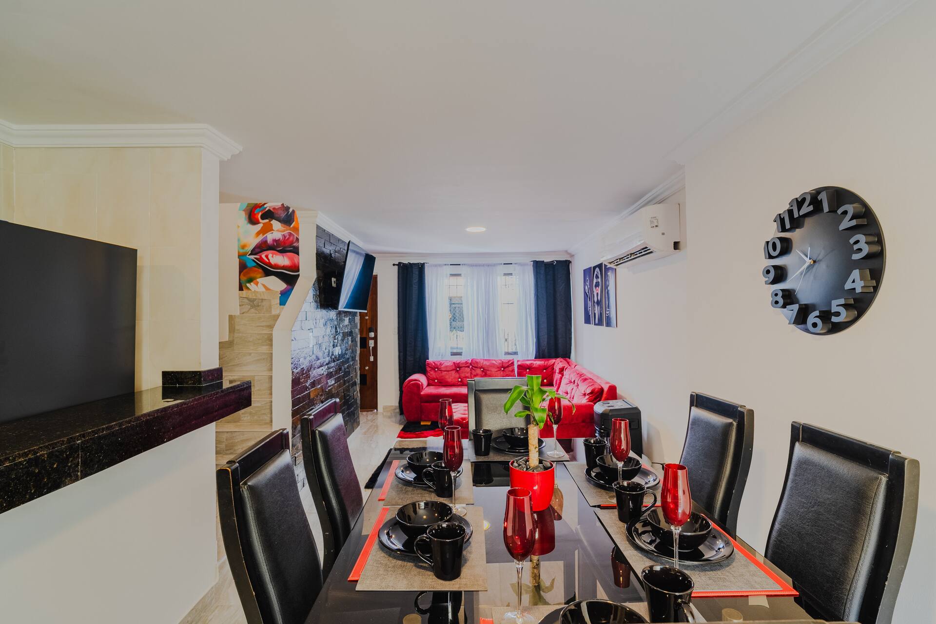 Private 3BR Escape - Rooftop Jacuzzi Near Old City Full Photo 6
