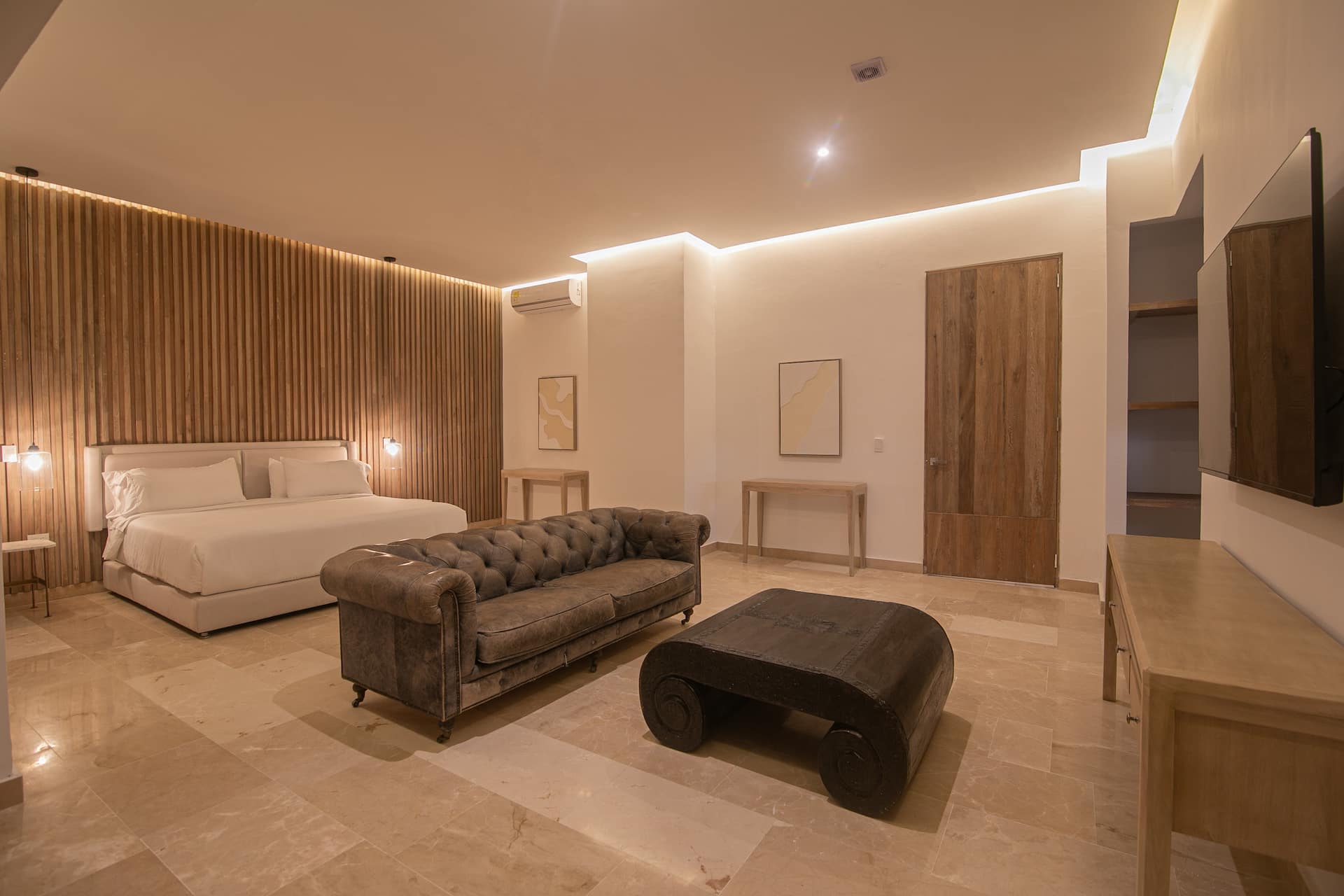 Luxury 13 Bedroom Old City Villa Best Location Photo 4
