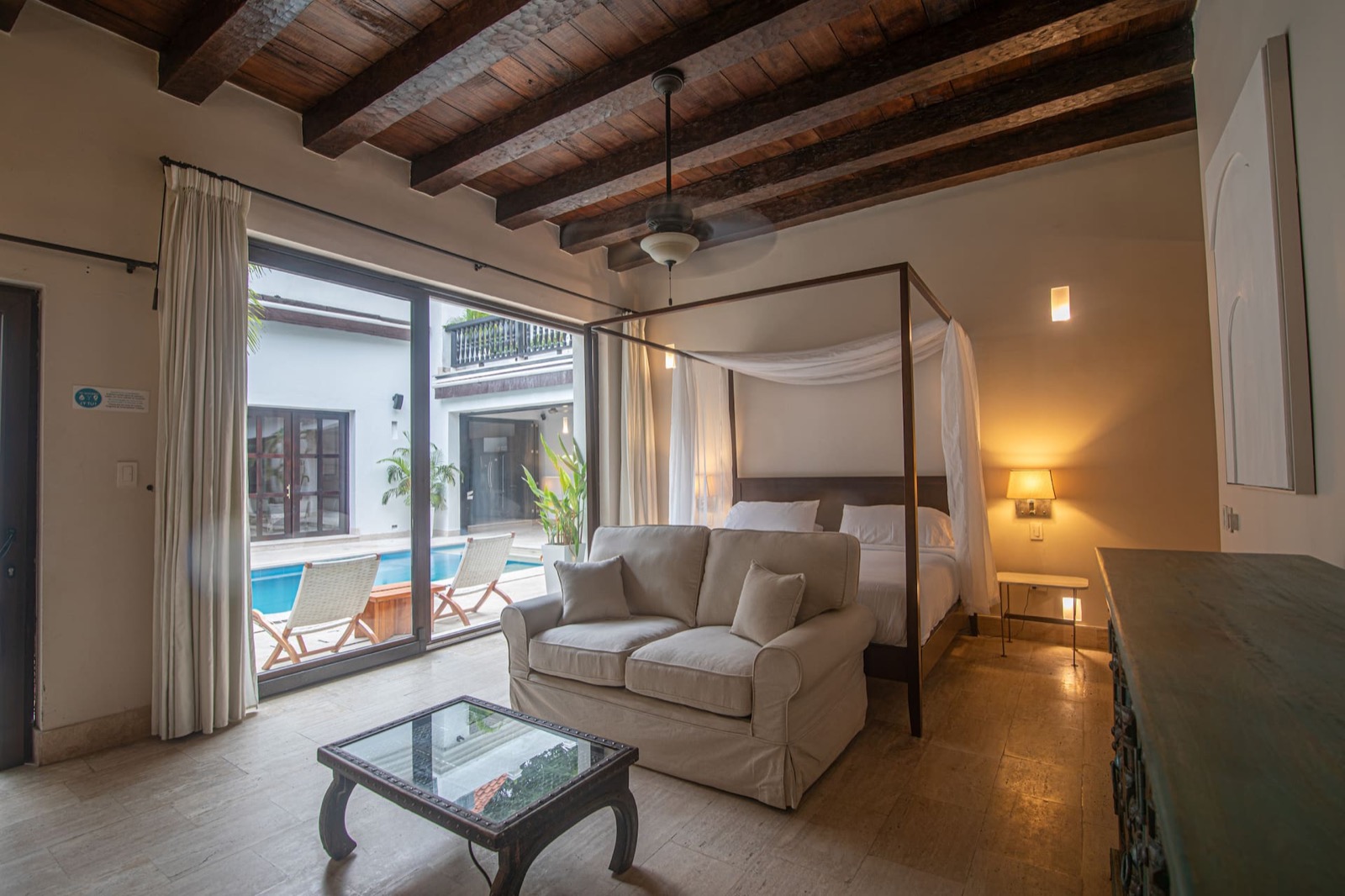 Luxury 7 Bedroom Villa in Walled City Full Photo 10