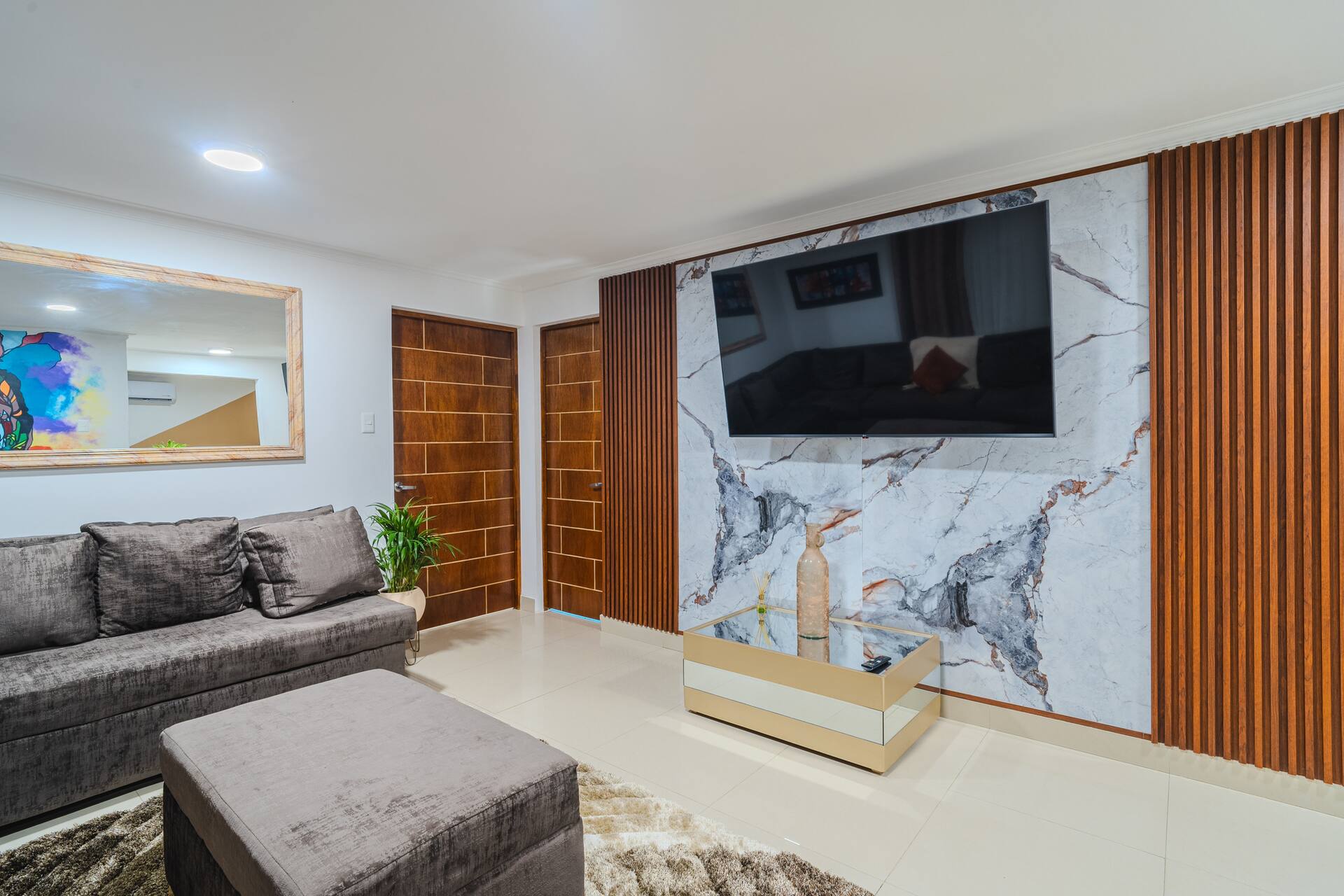 Luxury 5BR Oasis w/ Pool & Rooftop Views Full Photo 6