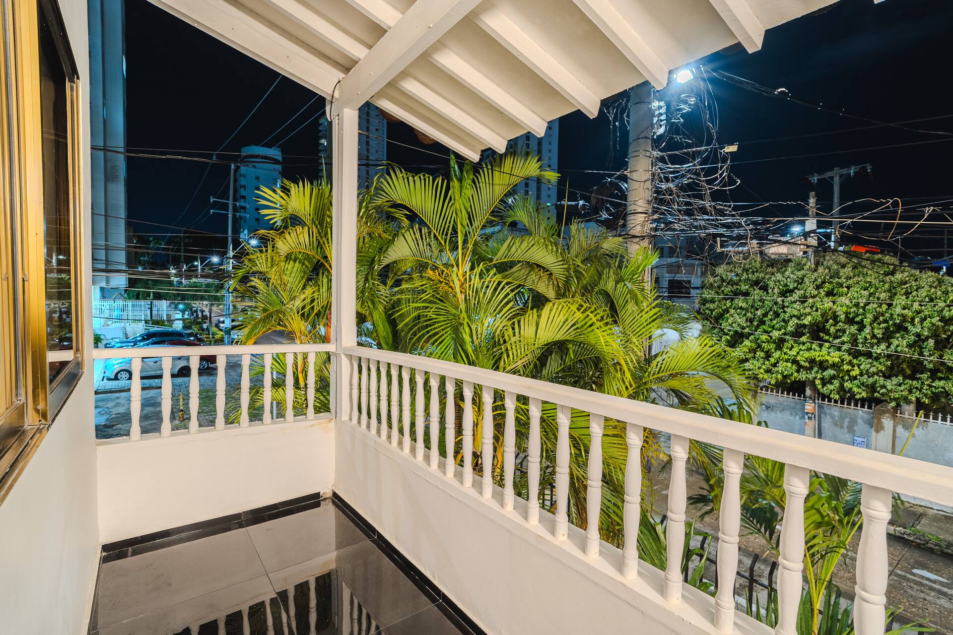 Luxury 5BR Oasis w/ Pool & Rooftop Views Full Photo 33