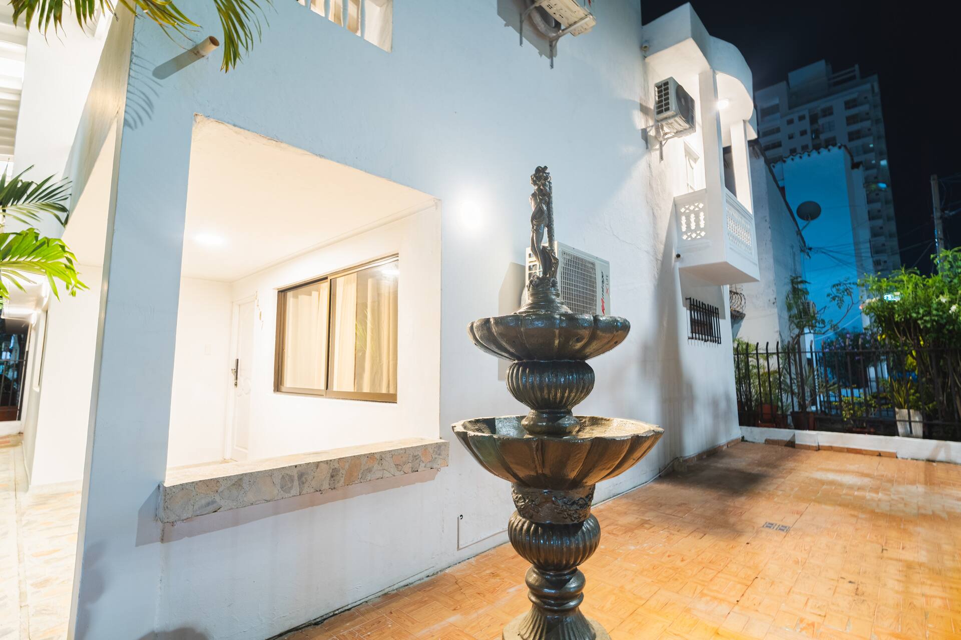 Luxury 5BR Oasis w/ Pool & Rooftop Views Full Photo 48