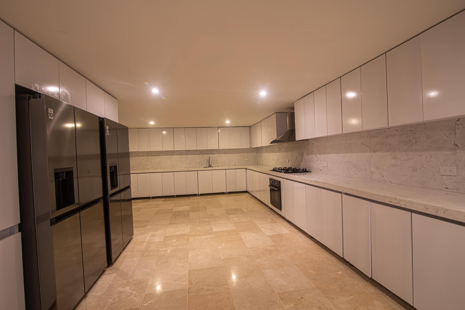 Luxury 12 Bedroom Villa in Bocagrande Full Photo 18