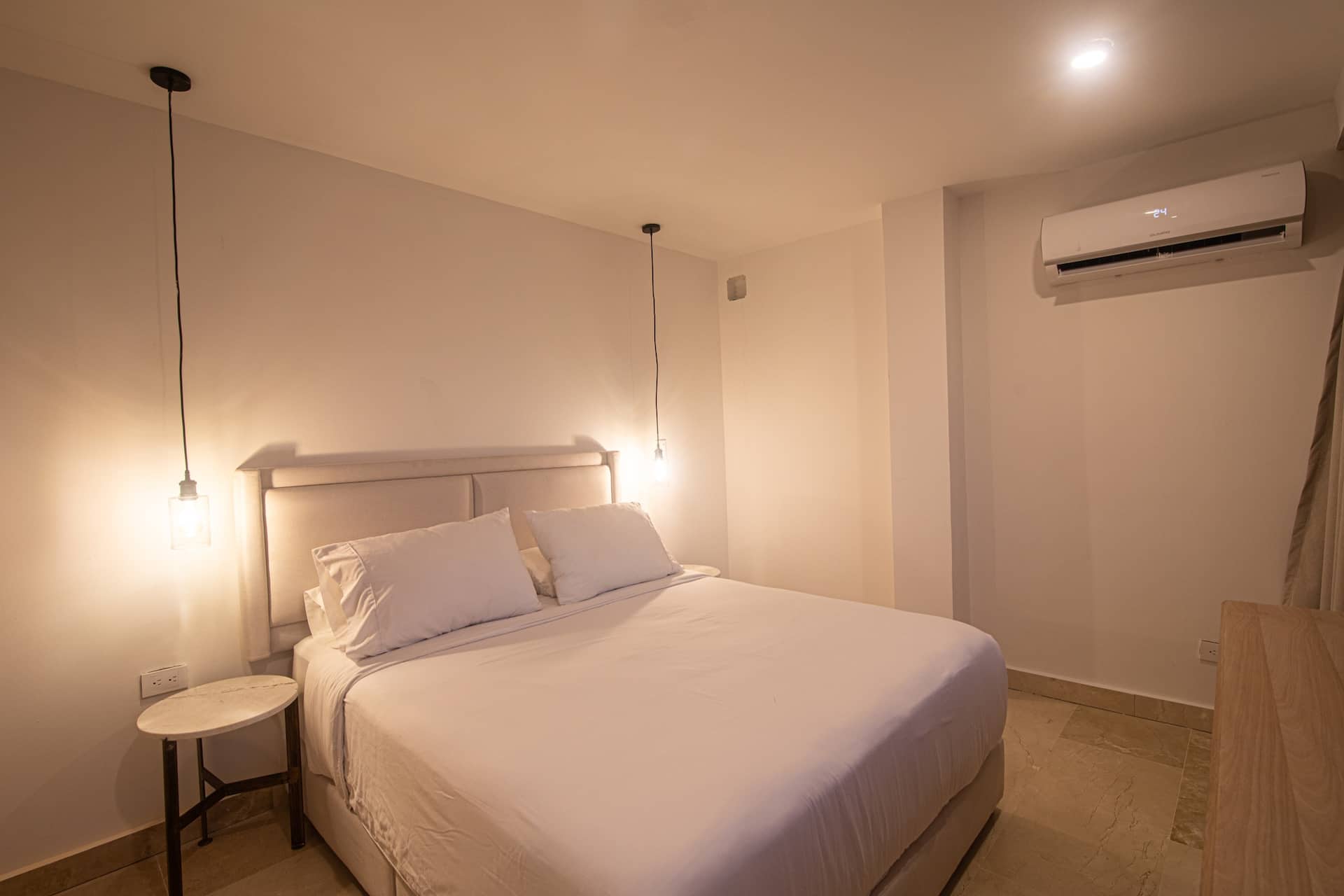 Luxury 12 Bedroom Villa in Bocagrande Full Photo 33