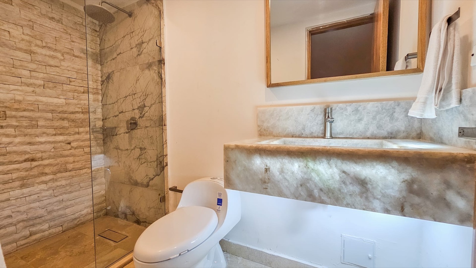 Luxury 12 Bedroom Villa in Bocagrande Full Photo 46