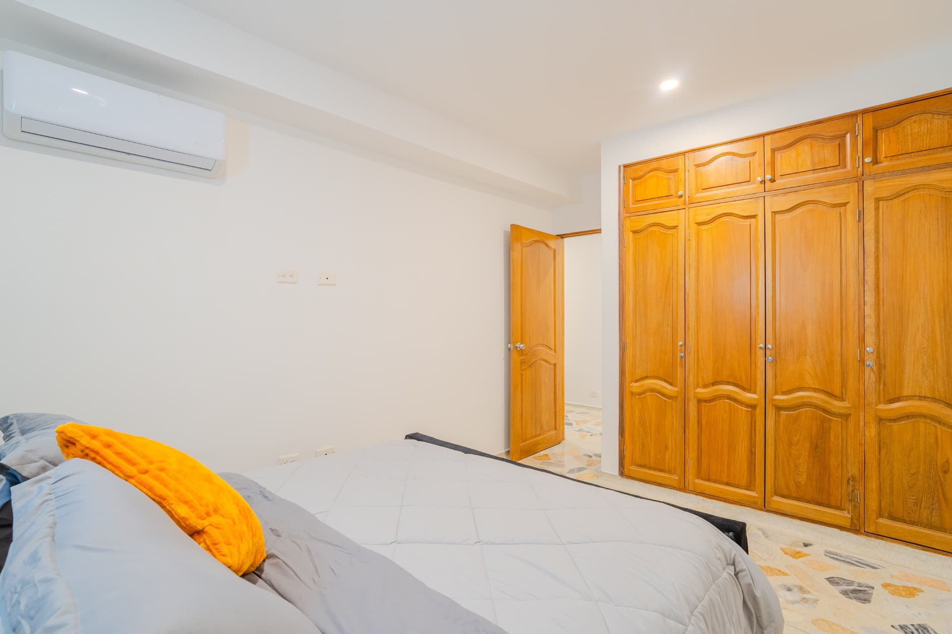 5BR Luxury Villa w/ Pool & Hot Tub by Old City Full Photo 14