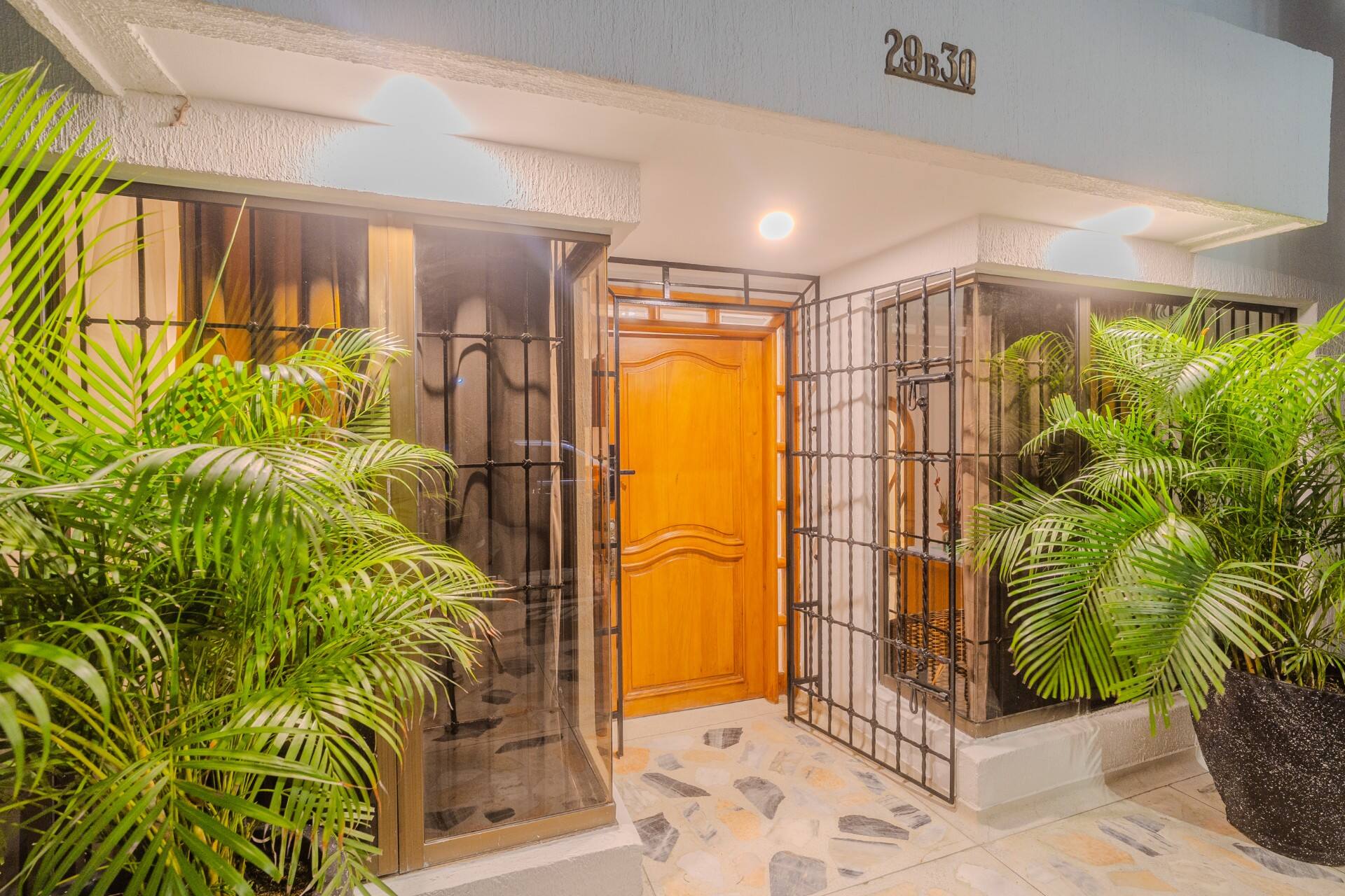 5BR Luxury Villa w/ Pool & Hot Tub by Old City Full Photo 24