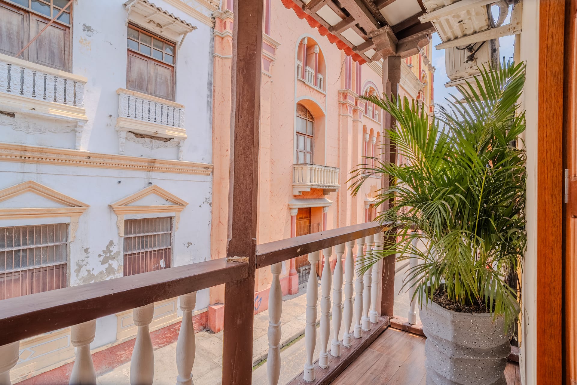 7BR Walled City Villa w/ Rooftop Spa & City Views Full Photo 14