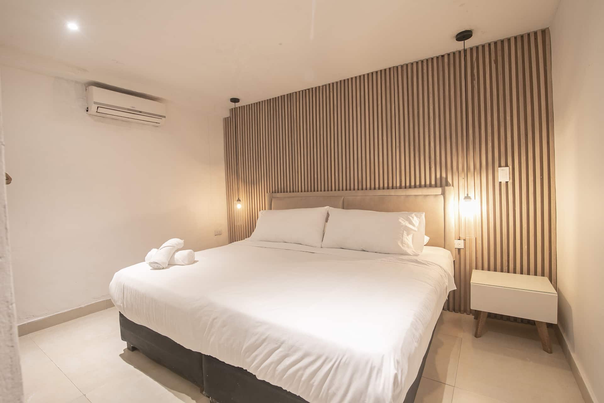 7 Bedroom Beautiful Mansion OldCity Just Renovated Full Photo 9