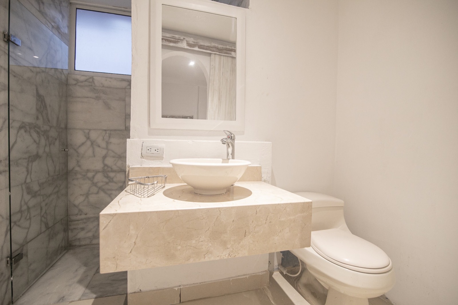 7 Bedroom Beautiful Mansion OldCity Just Renovated Full Photo 22