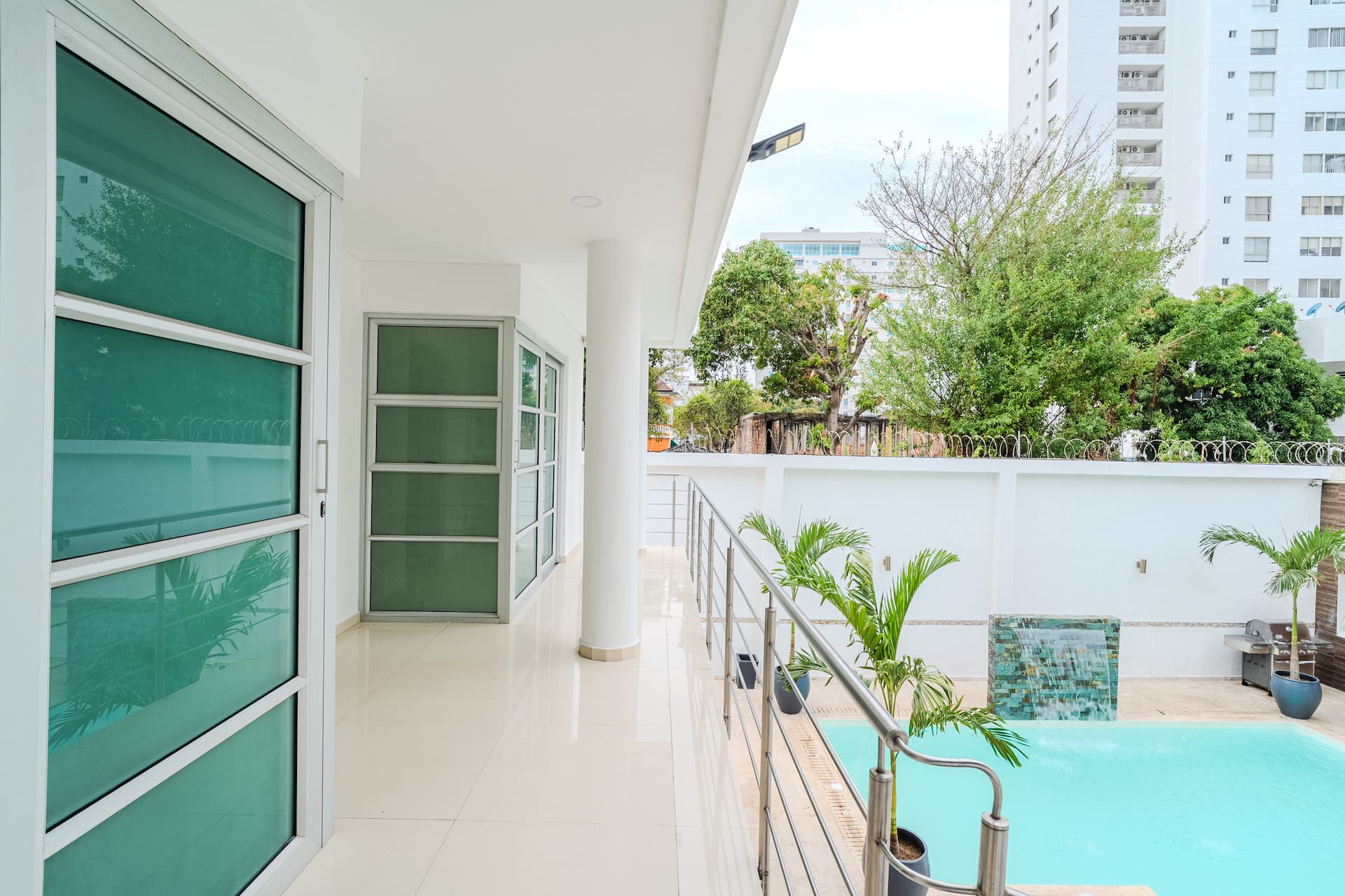 Encanto Mansion: 6BR Luxury Stay Near Walled City Full Photo 37
