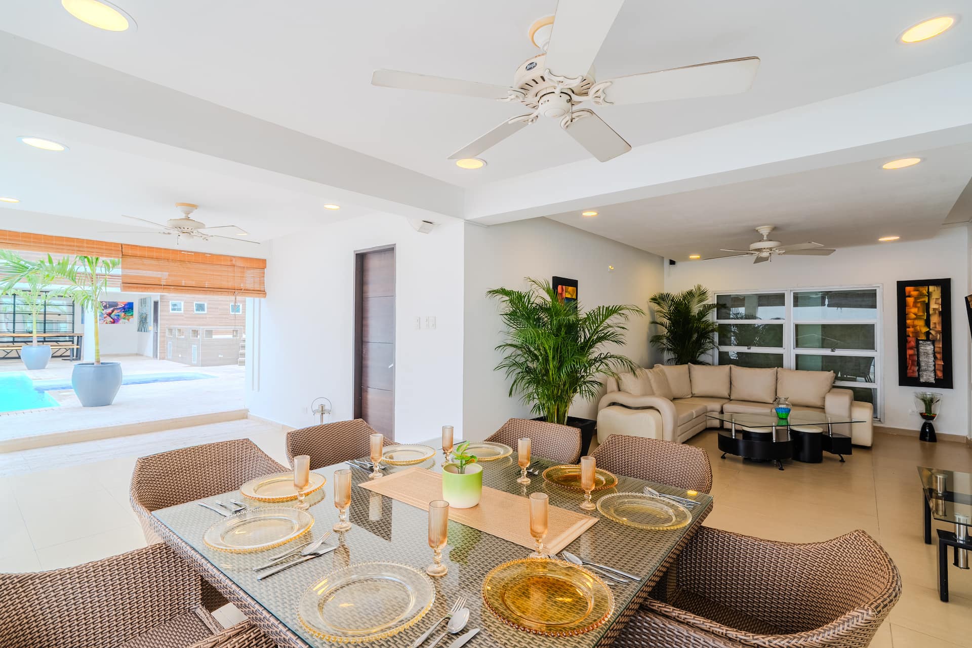 Encanto Mansion: 6BR Luxury Stay Near Walled City Full Photo 44