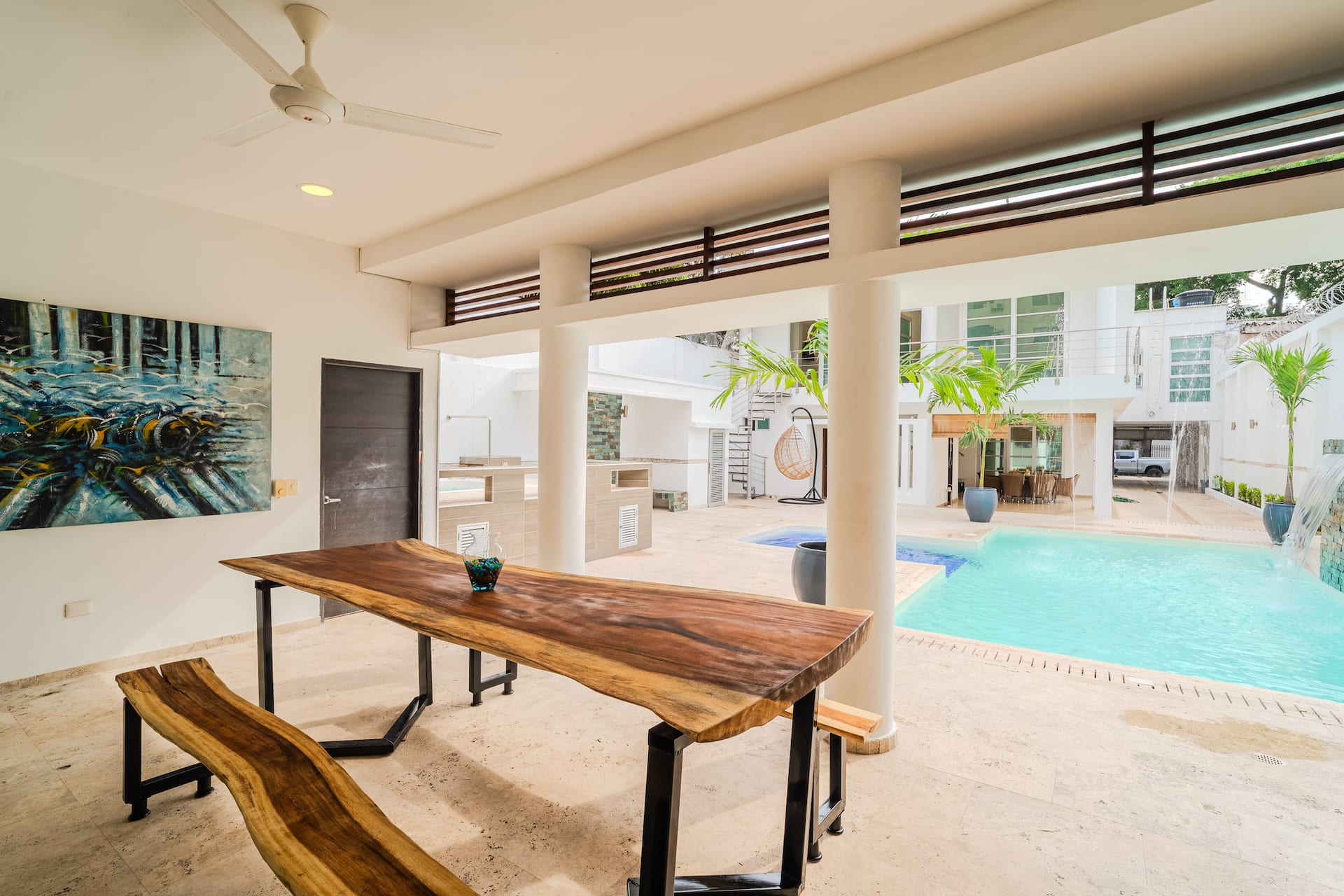Encanto Mansion: 6BR Luxury Stay Near Walled City Full Photo 49