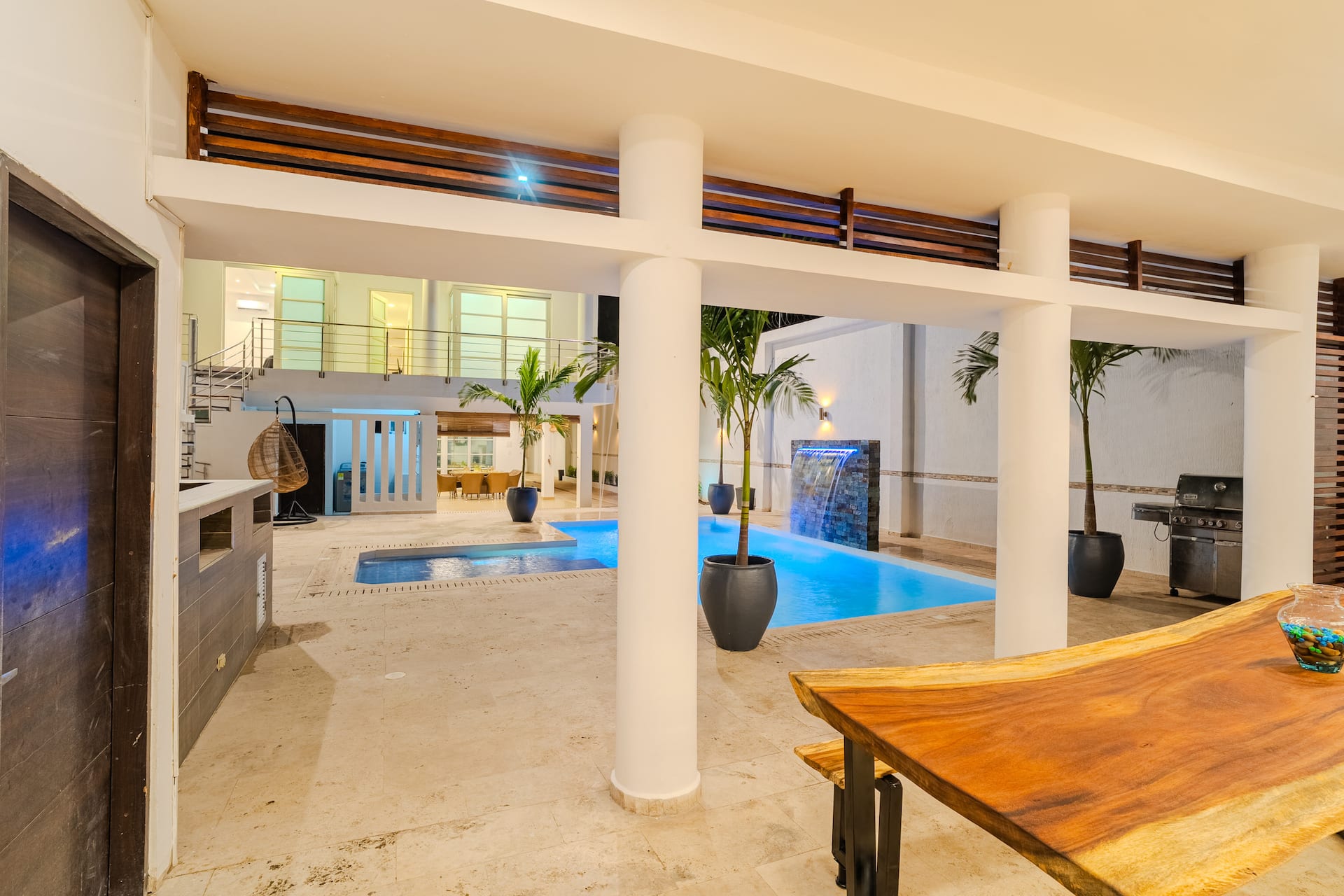Encanto Mansion: 6BR Luxury Stay Near Walled City Full Photo 50