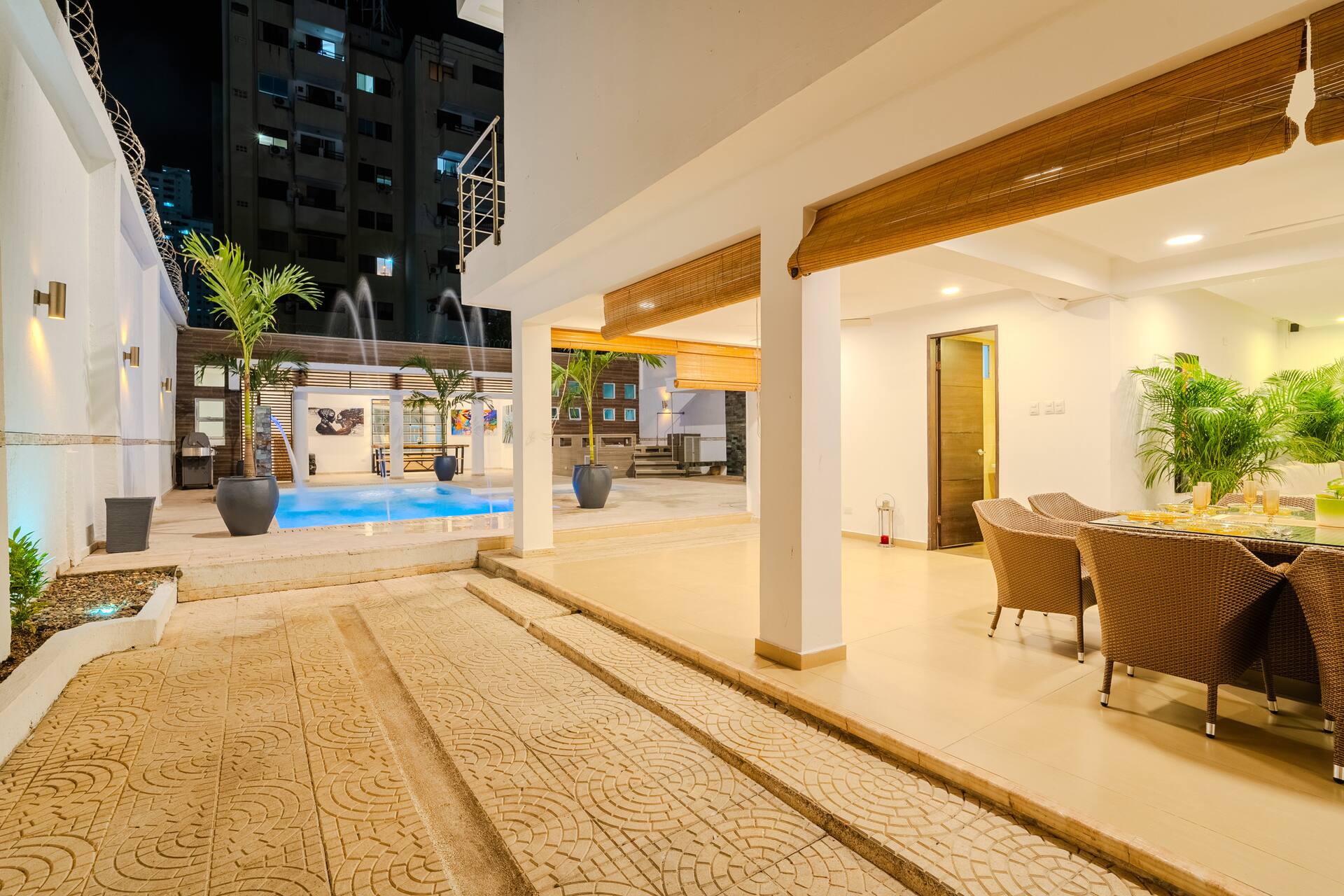 Encanto Mansion: 6BR Luxury Stay Near Walled City Full Photo 57