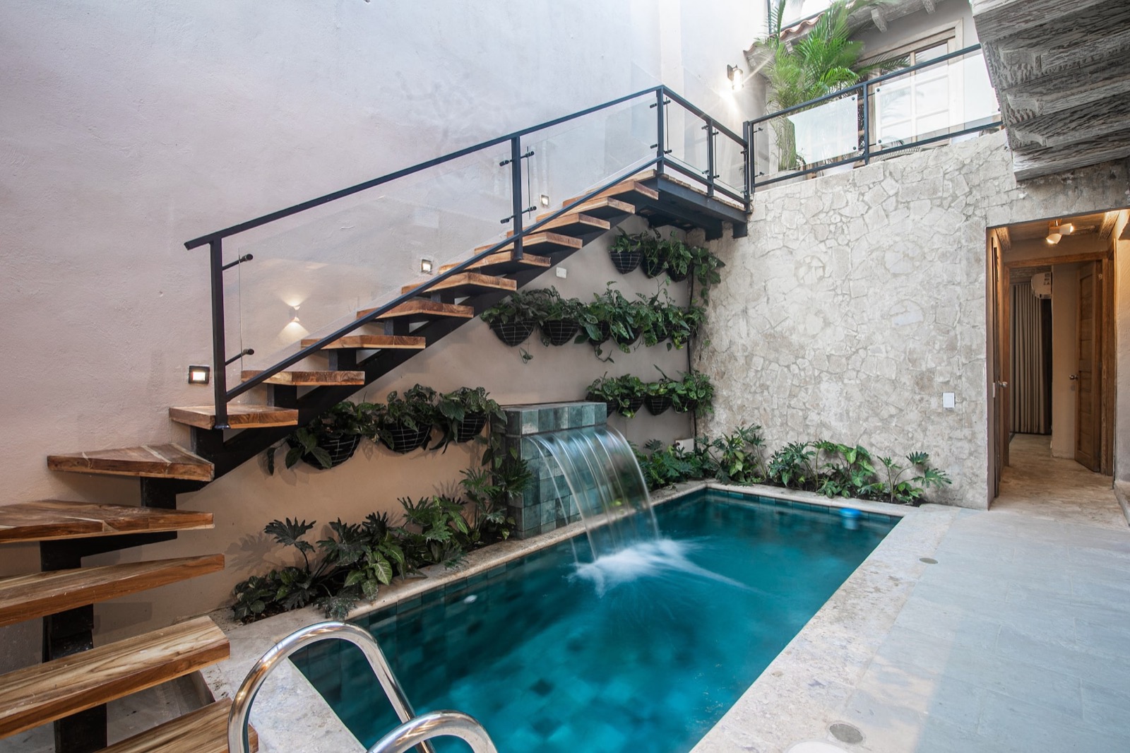 Luxury 4 Bed Old City Villa newly renovated 2024