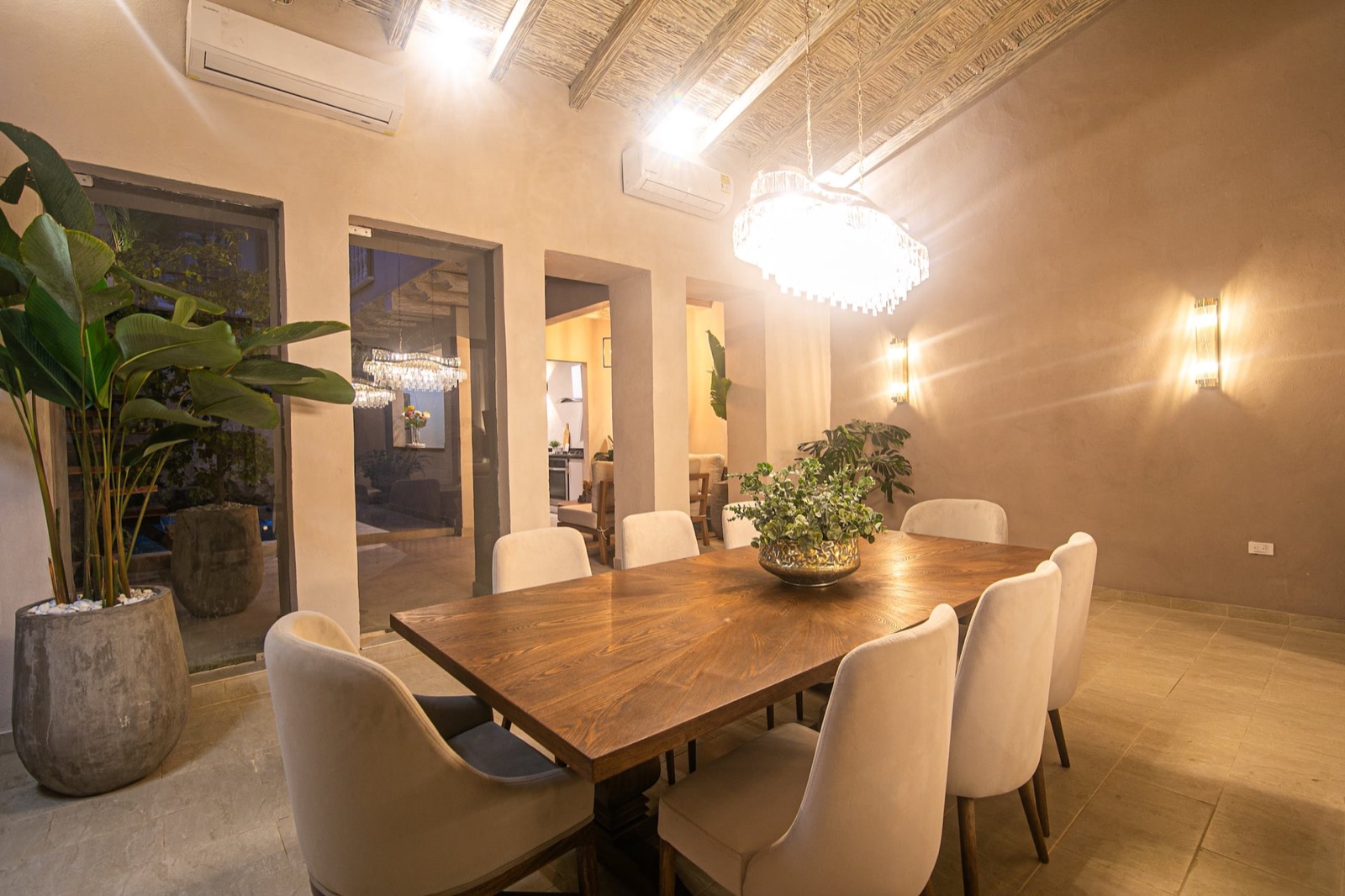 Luxury 4 Bed Old City Villa newly renovated 2024 Full Photo 8