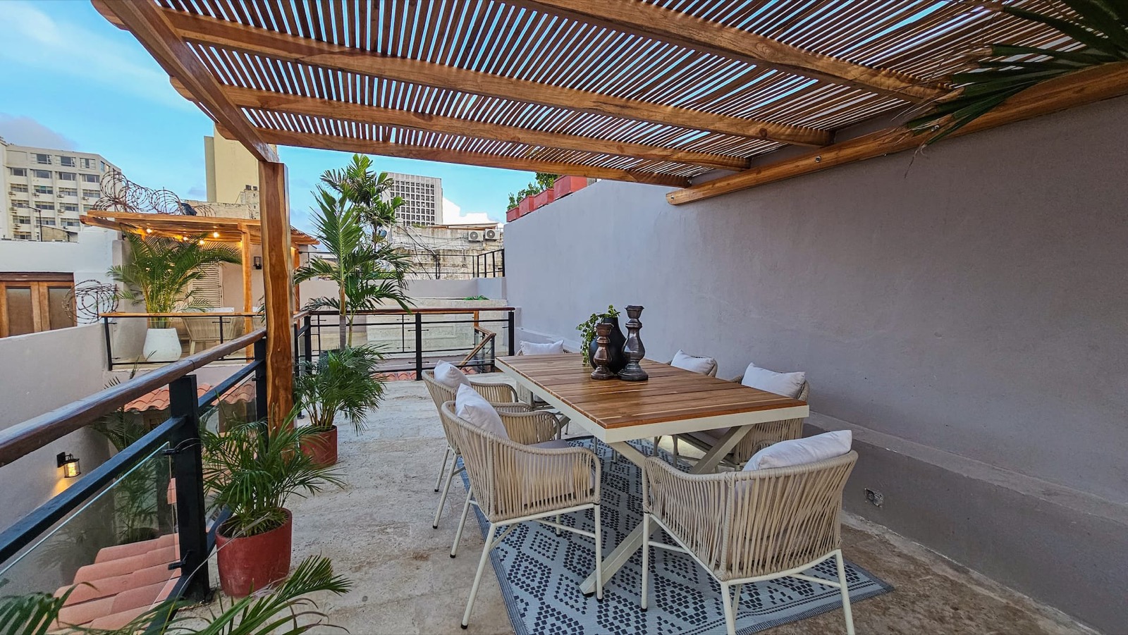 Luxury 4 Bed Old City Villa newly renovated 2024 Full Photo 12