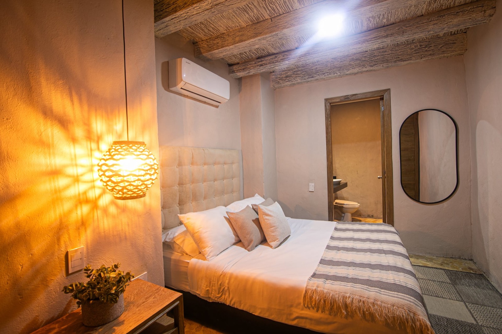 Luxury 4 Bed Old City Villa newly renovated 2024 Full Photo 21