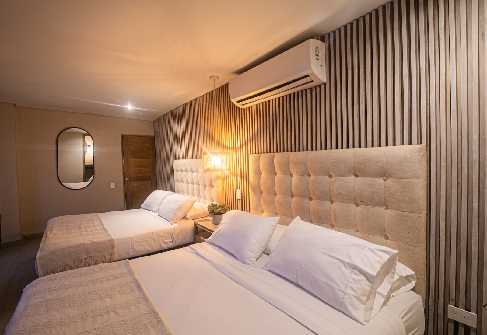 Luxury 4 Bed Old City Villa newly renovated 2024 Full Photo 23