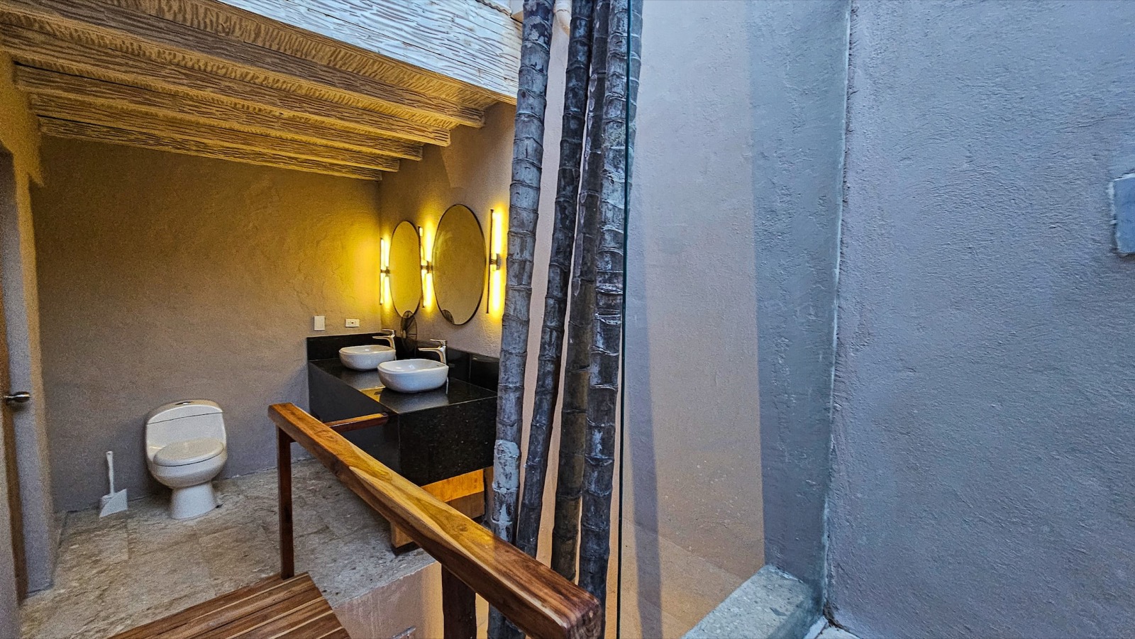 Luxury 4 Bed Old City Villa newly renovated 2024 Full Photo 27