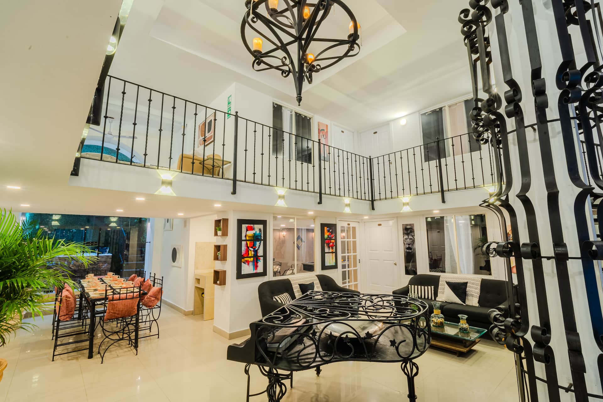 Walled City 9BR Luxury Casa - Jacuzzi & Pool Table Photo 5