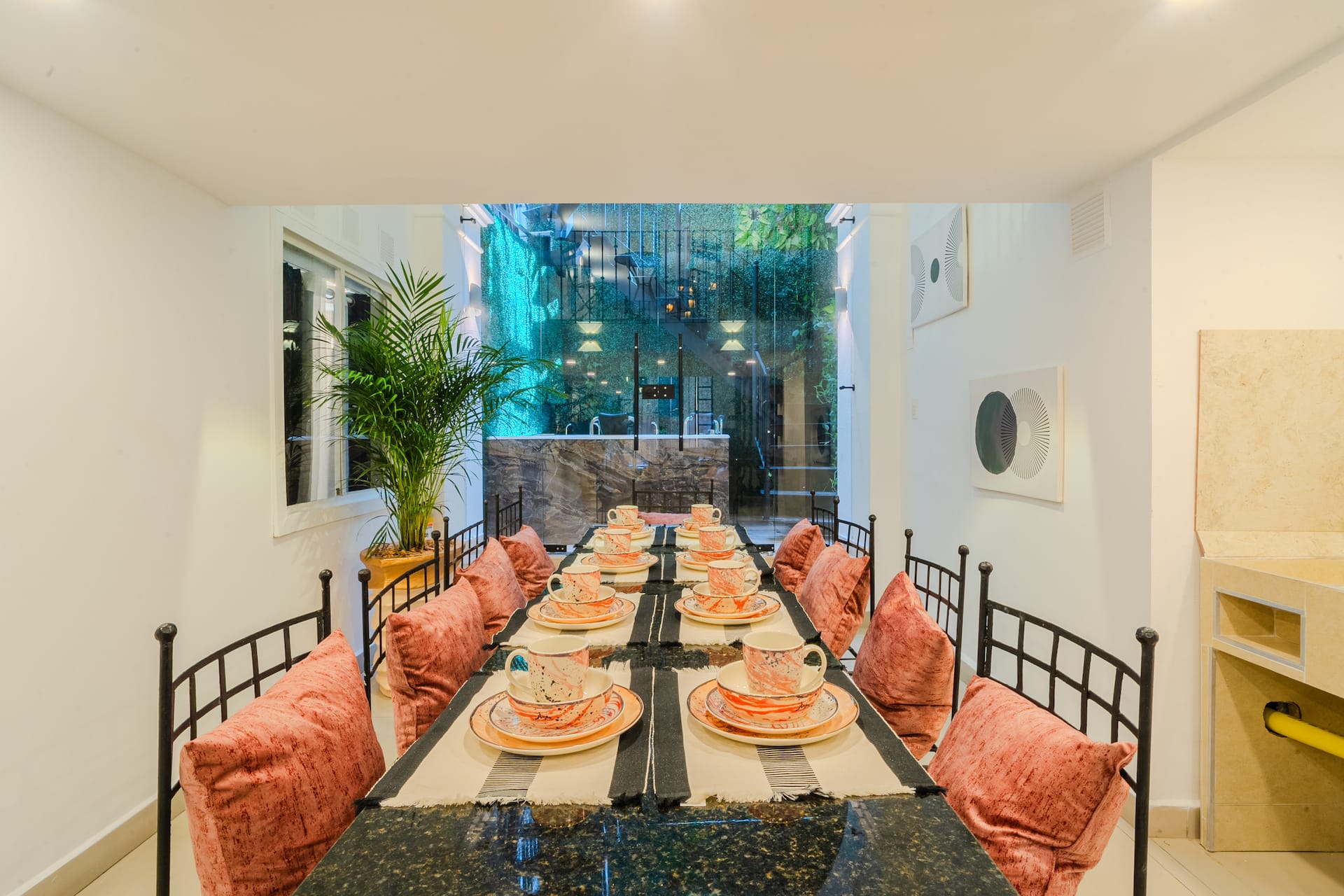 Walled City 9BR Luxury Casa - Jacuzzi & Pool Table Full Photo 6