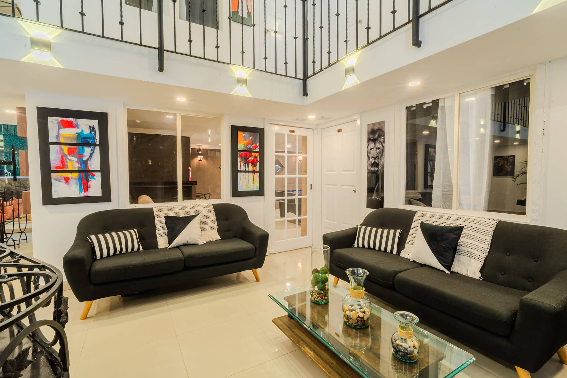 Walled City 9BR Luxury Casa - Jacuzzi & Pool Table Full Photo 10