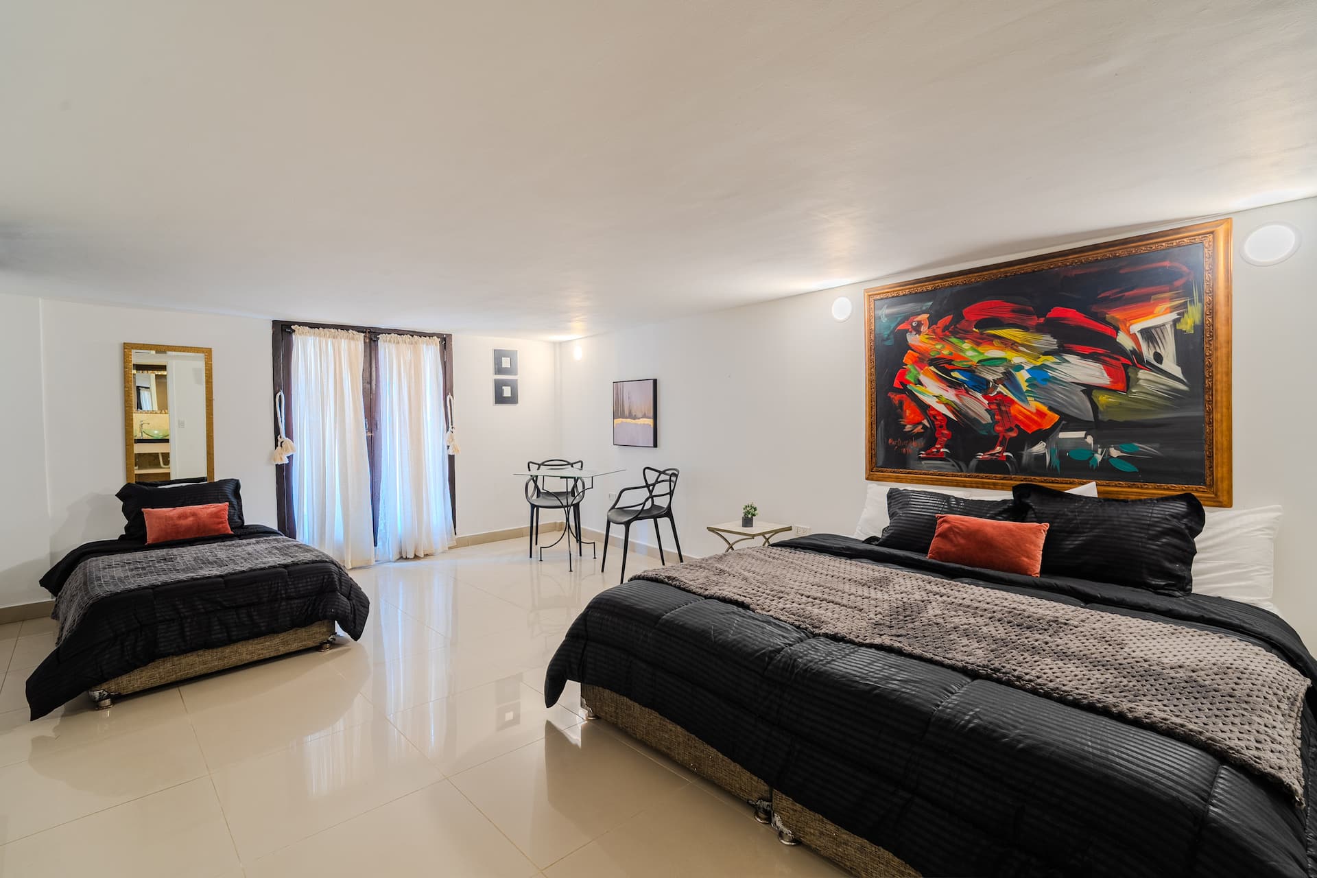 Walled City 9BR Luxury Casa - Jacuzzi & Pool Table Full Photo 12