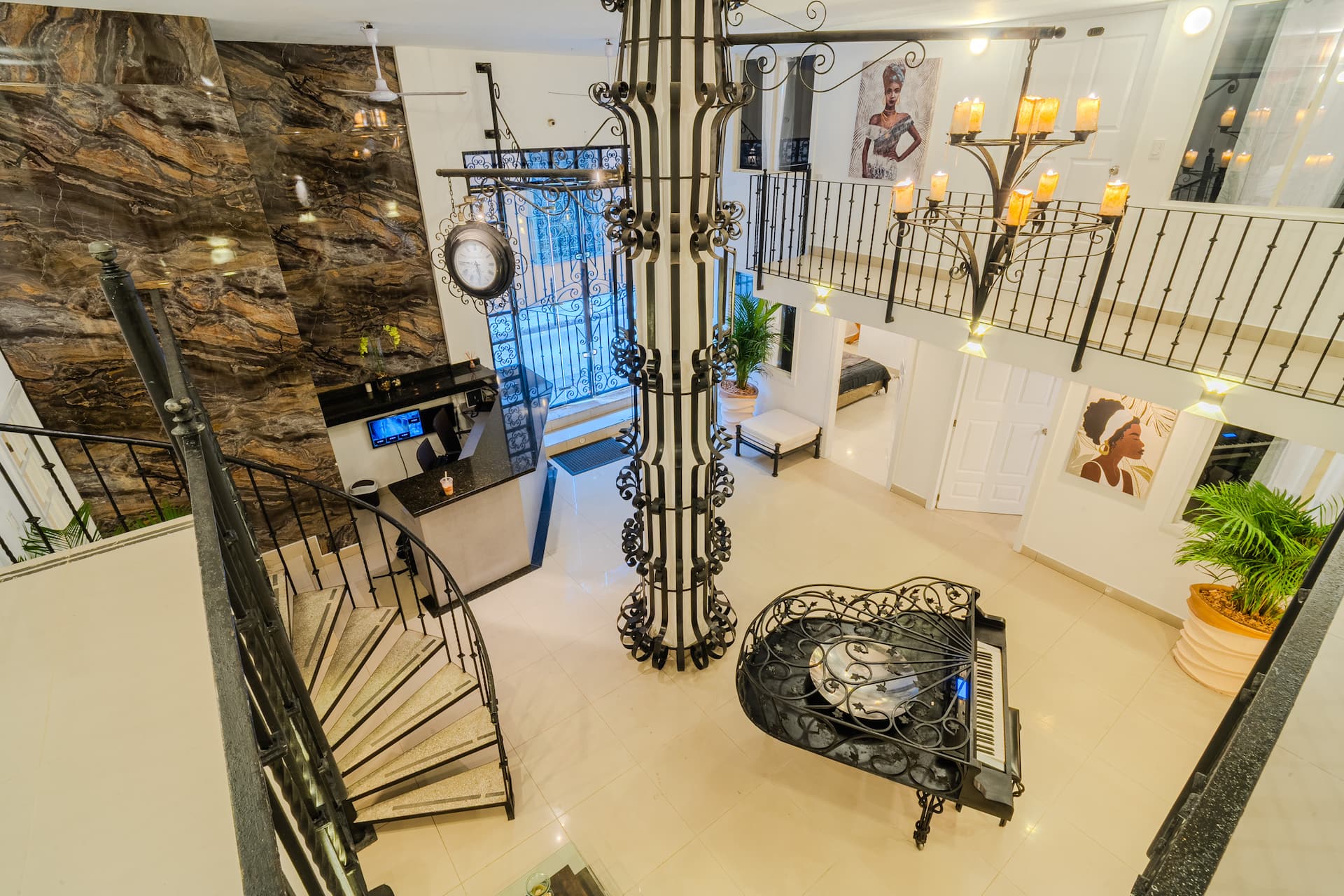 Walled City 9BR Luxury Casa - Jacuzzi & Pool Table Full Photo 32