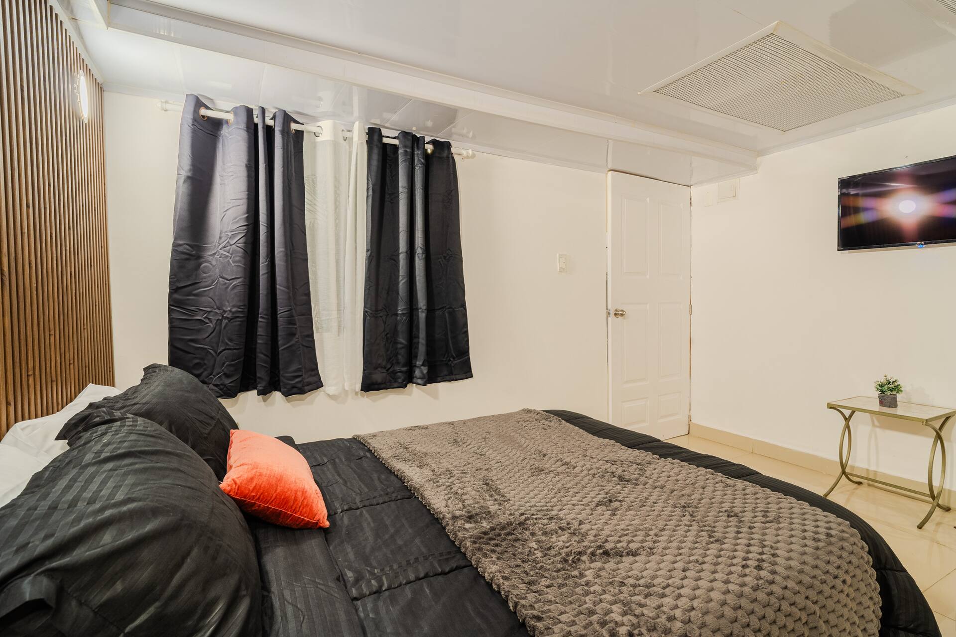 Walled City 9BR Luxury Casa - Jacuzzi & Pool Table Full Photo 37