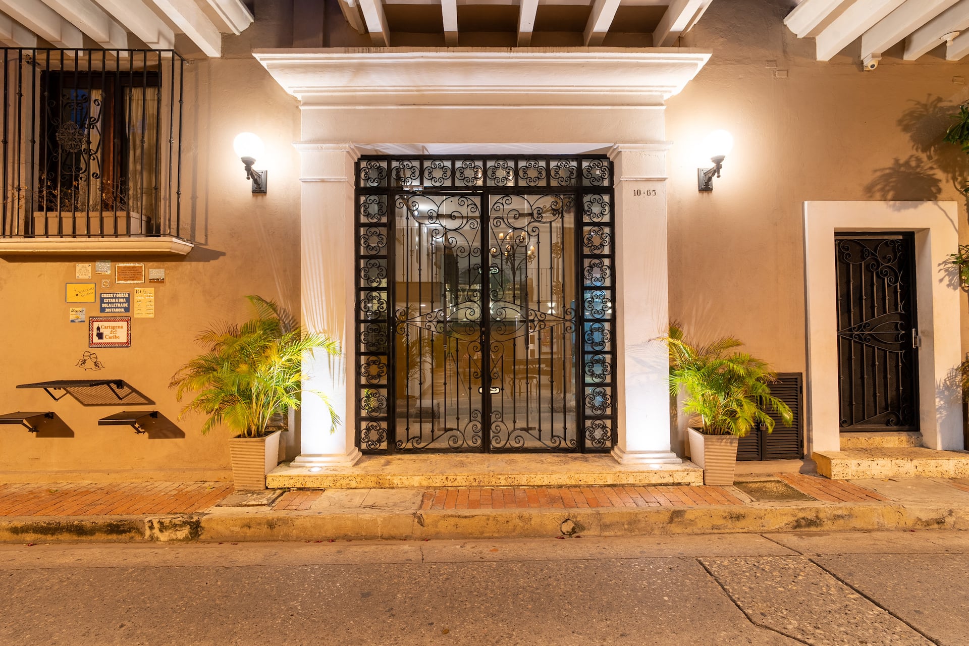 Walled City 9BR Luxury Casa - Jacuzzi & Pool Table Full Photo 54
