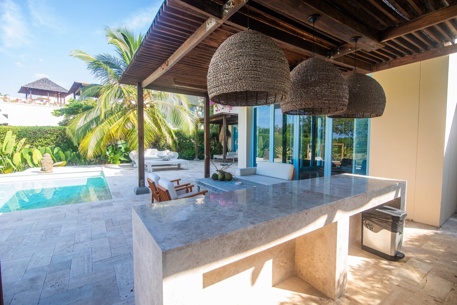 5 Bedroom Luxury Island Beachouse with Full Staff Full Photo 18