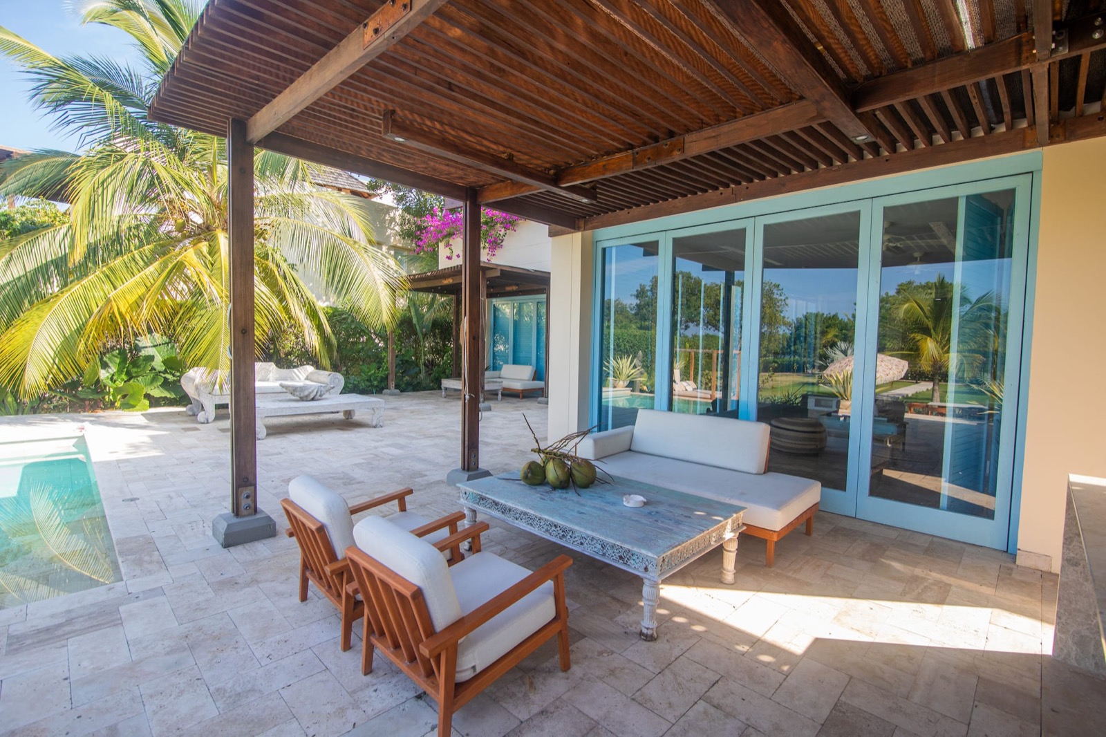 5 Bedroom Luxury Island Beachouse with Full Staff Full Photo 19