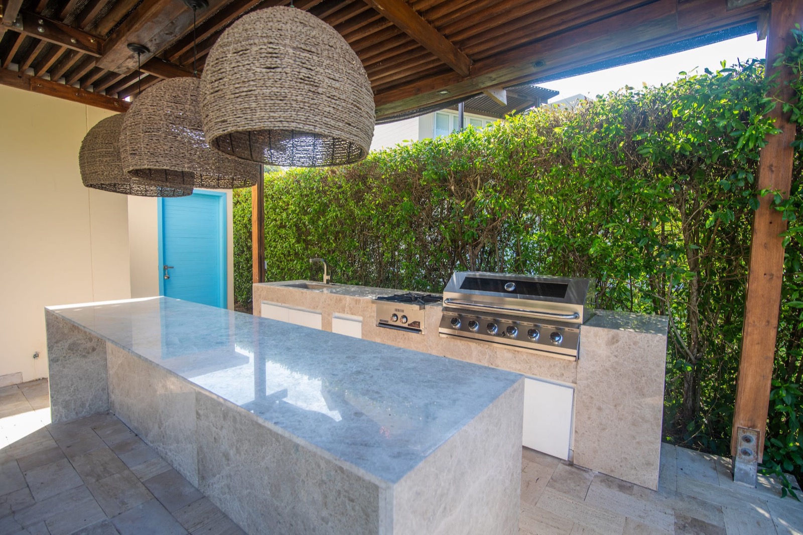 5 Bedroom Luxury Island Beachouse with Full Staff Full Photo 22