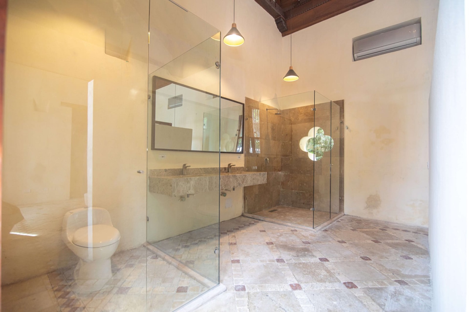 Luxury 9 Bedroom Old City Mansion Full Photo 19