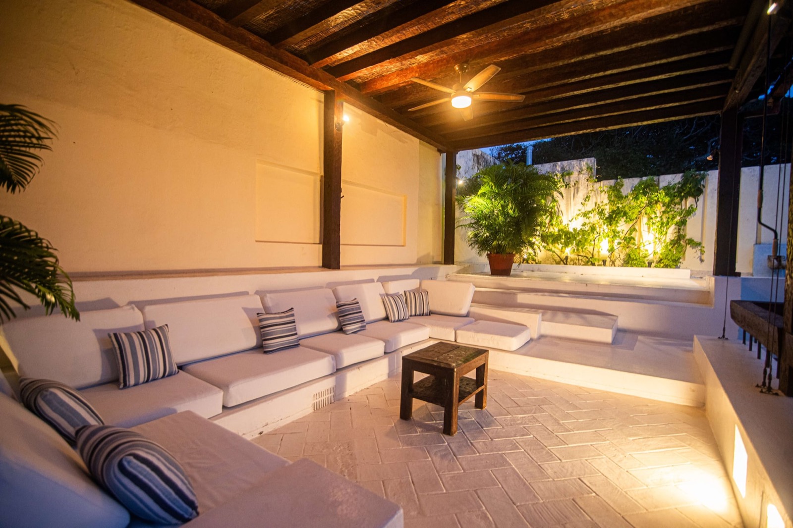 Luxury 9 Bedroom Old City Mansion Full Photo 32