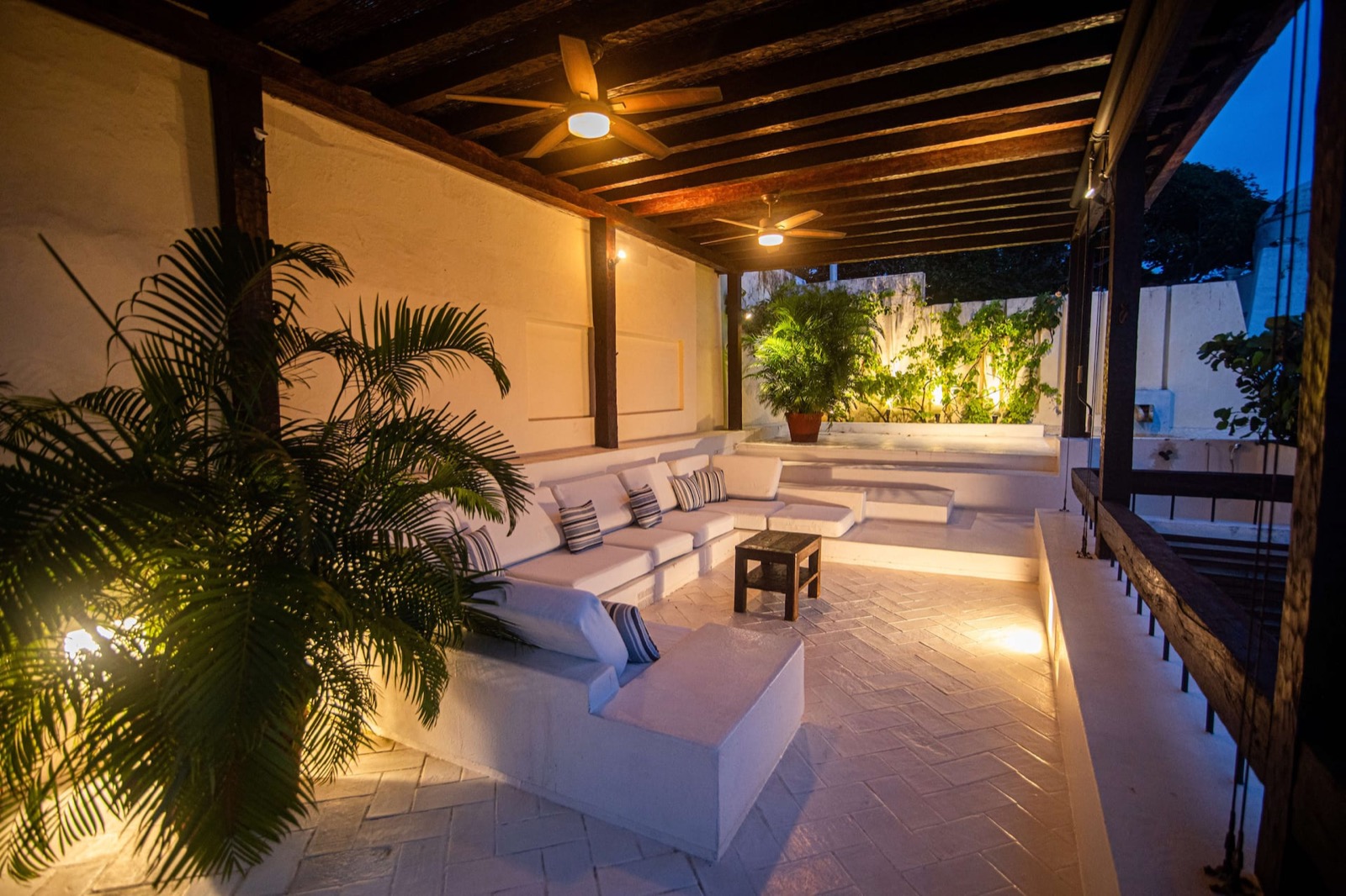 Luxury 9 Bedroom Old City Mansion Full Photo 33