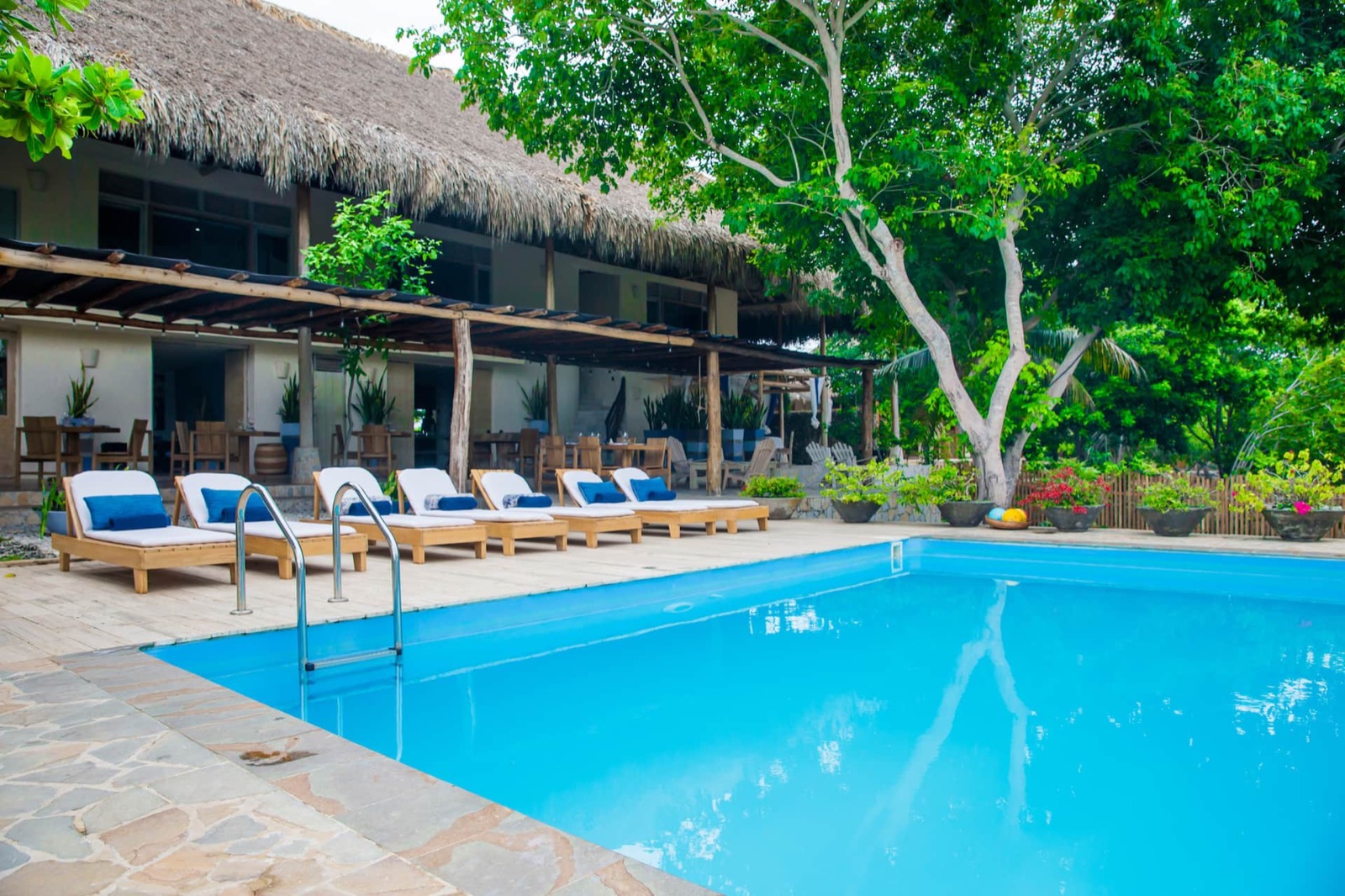Blue Apple Beach House Mansion