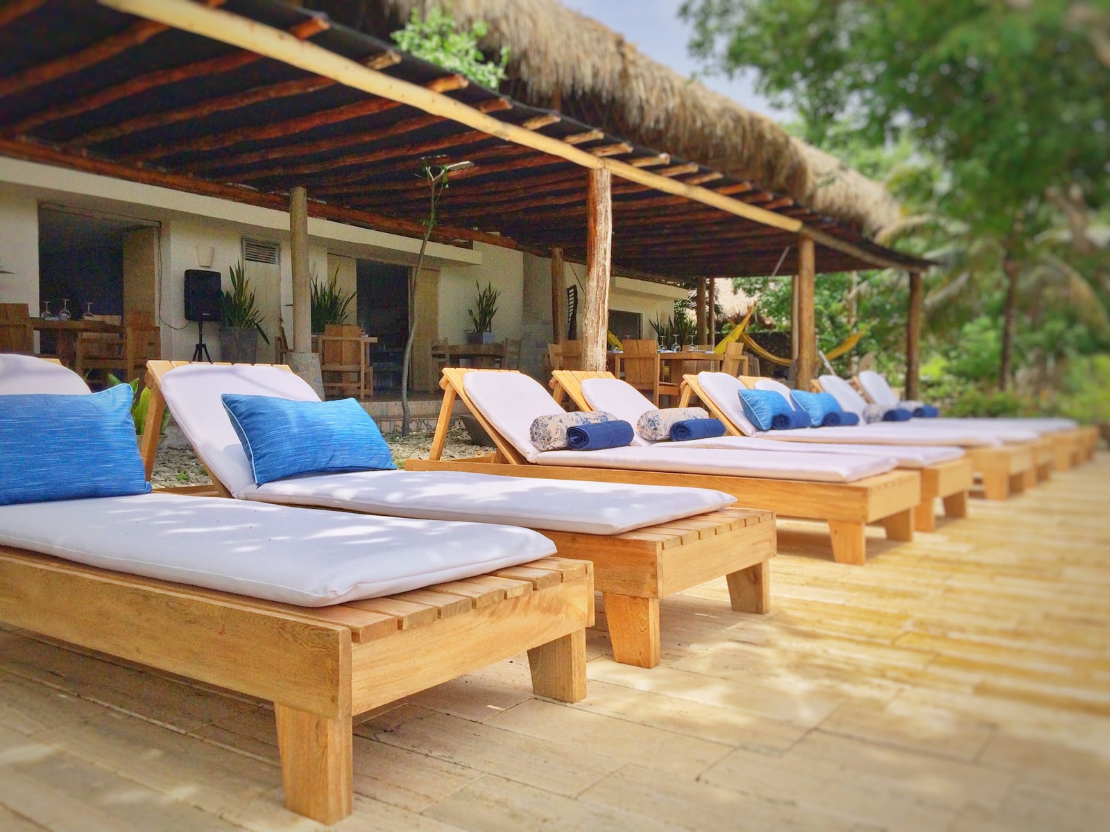 Blue Apple Beach House Mansion Full Photo 6
