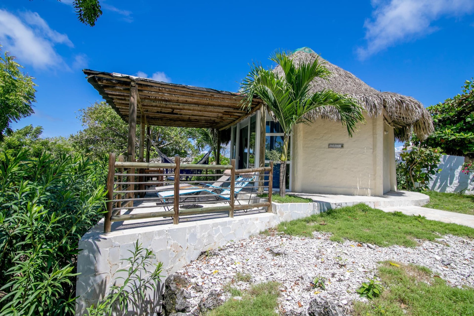 Blue Apple Beach House Mansion Full Photo 14
