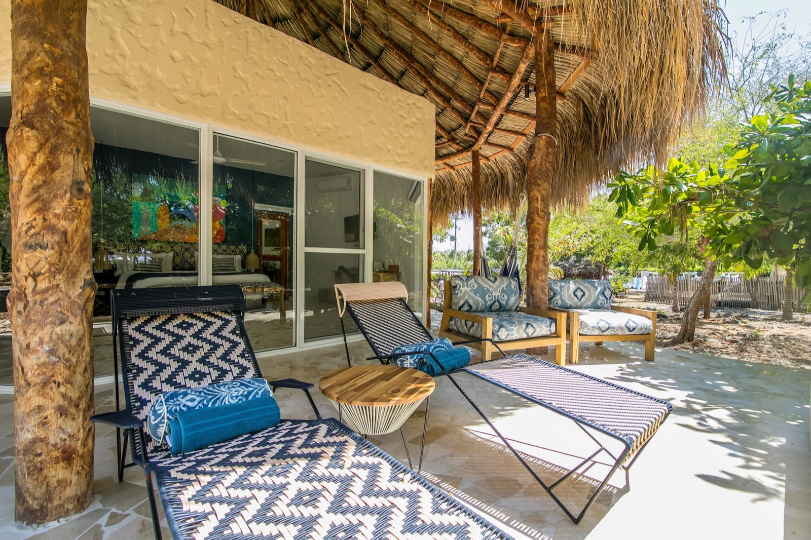 Blue Apple Beach House Mansion Full Photo 17